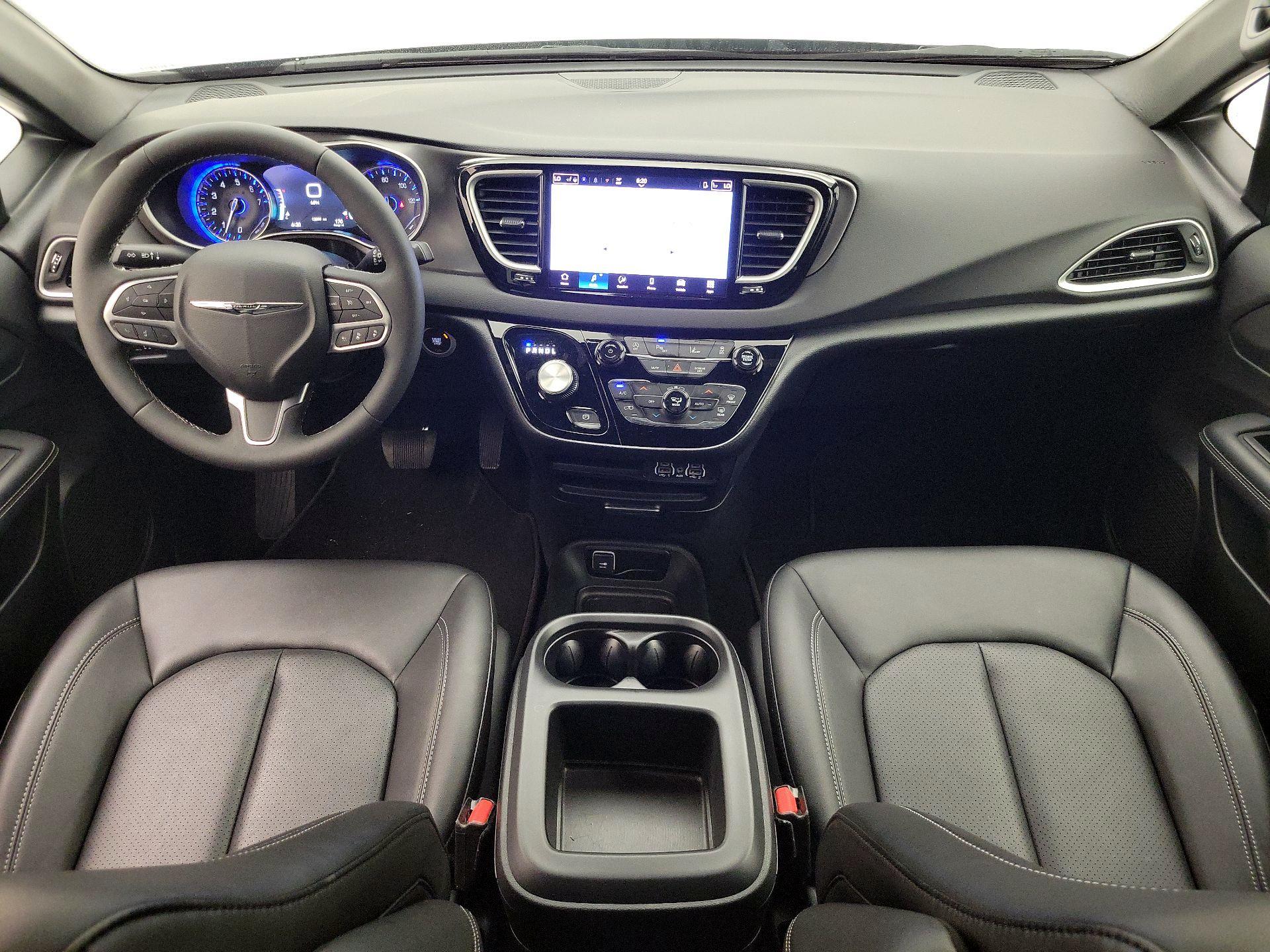 Thumbnail: 2025 Chrysler Pacifica - 9