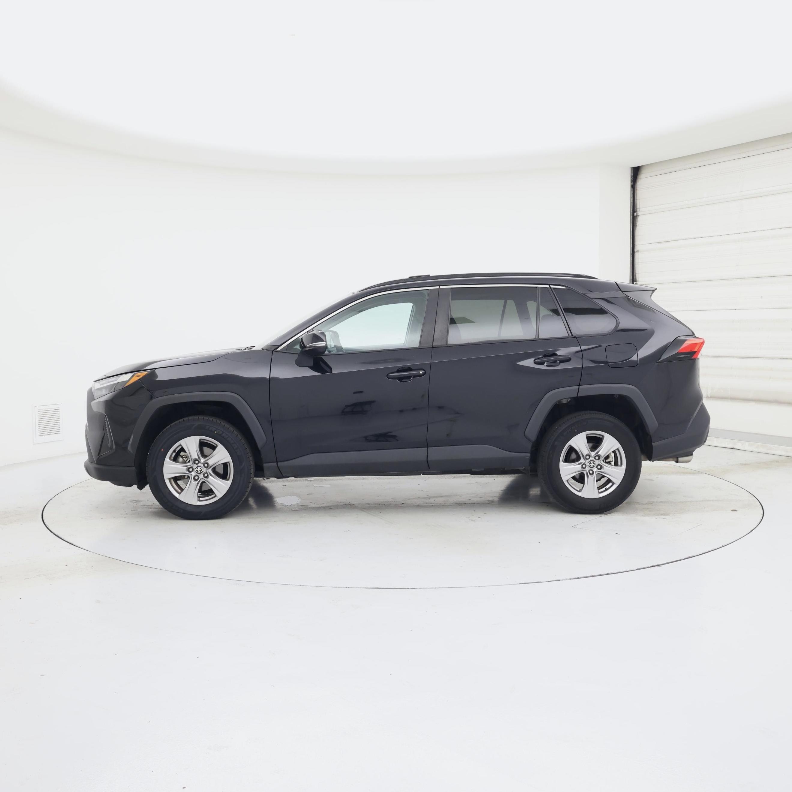 Thumbnail: 2023 Toyota RAV4 - 3