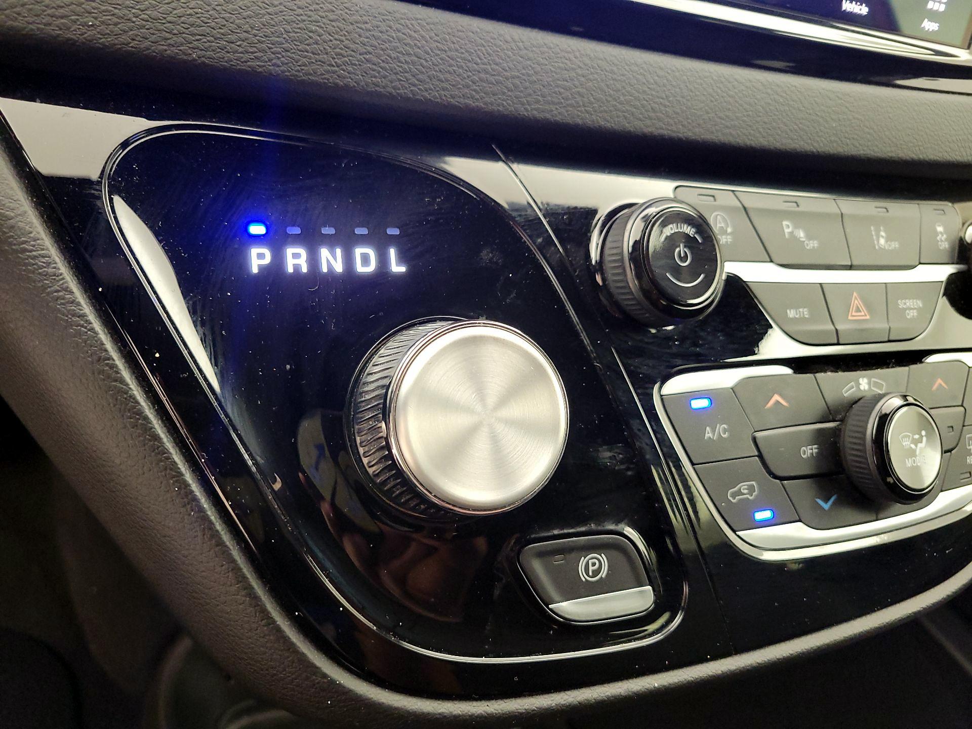 Thumbnail: 2025 Chrysler Pacifica - 15