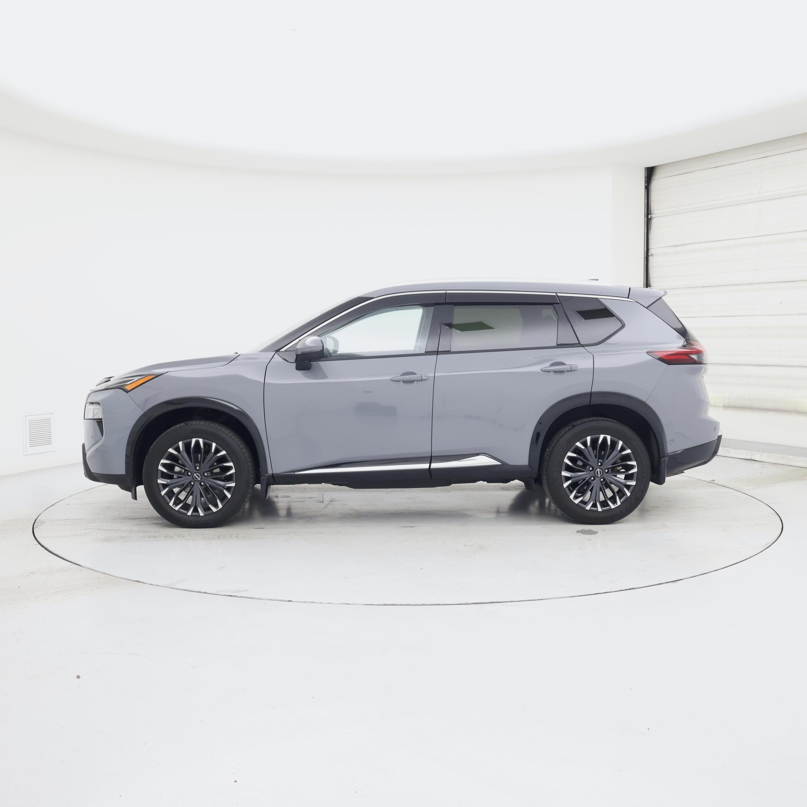 Thumbnail: 2024 Nissan Rogue - 3