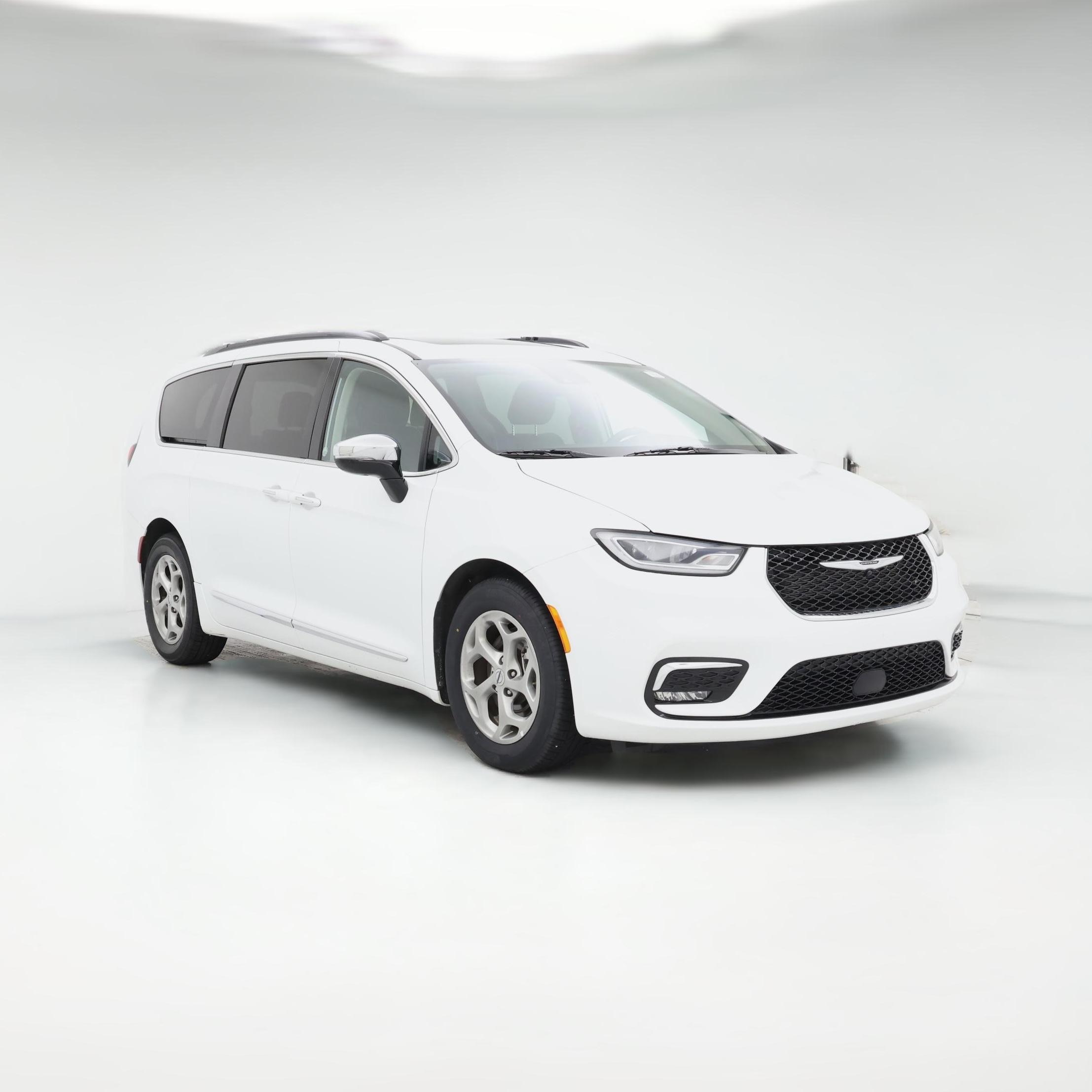 Thumbnail: 2023 Chrysler Pacifica - 1