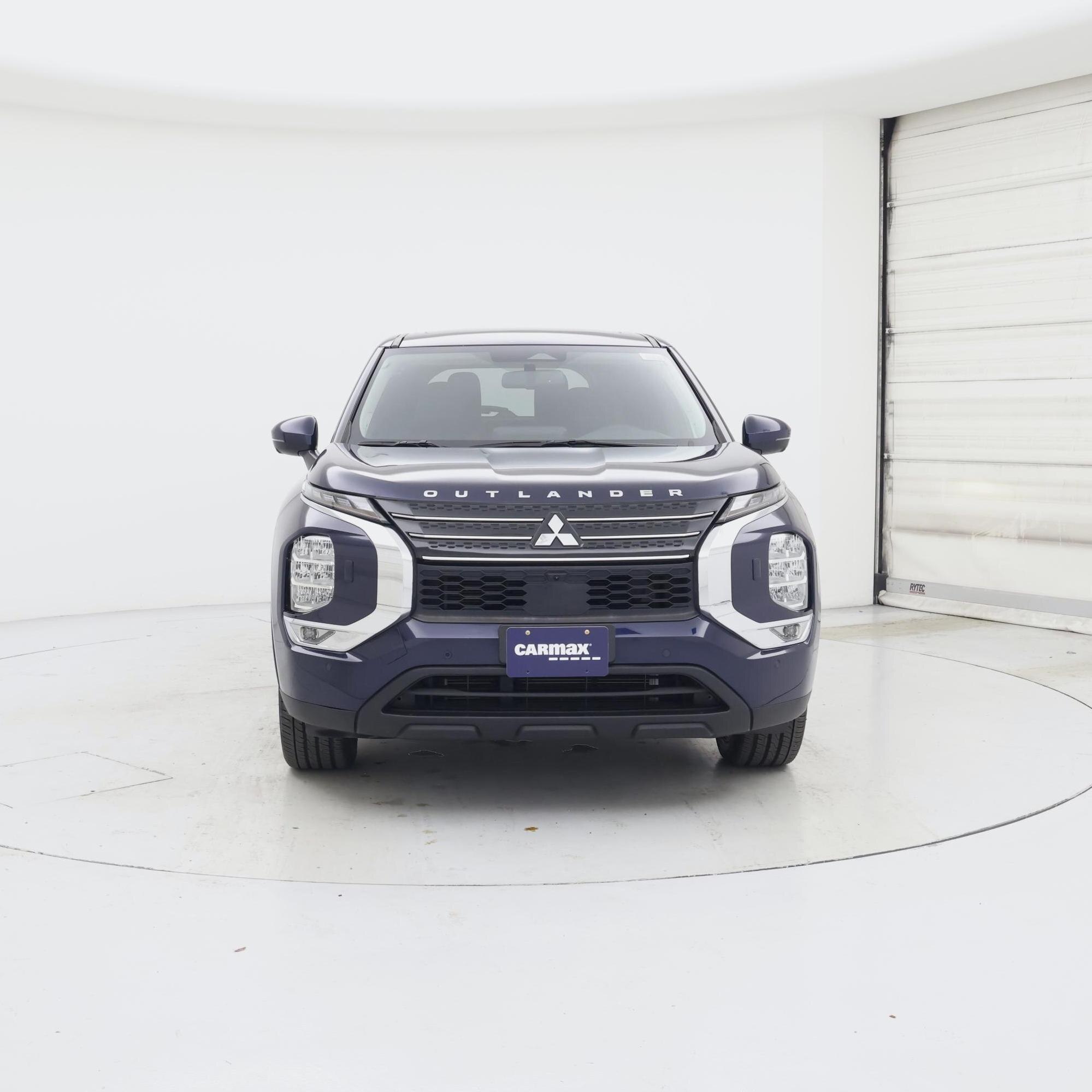 Thumbnail: 2023 Mitsubishi Outlander - 5