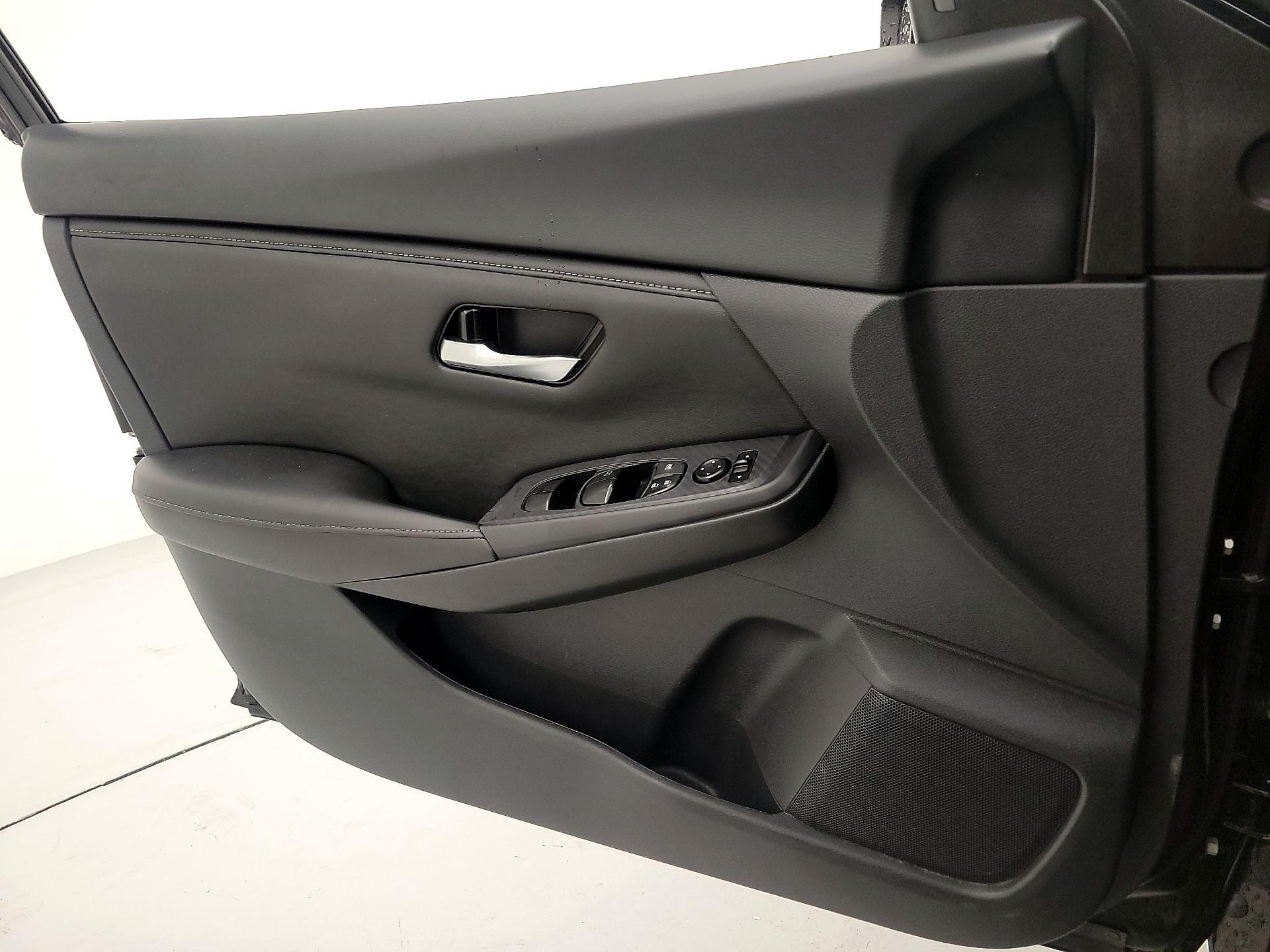 Thumbnail: 2024 Nissan Sentra - 12