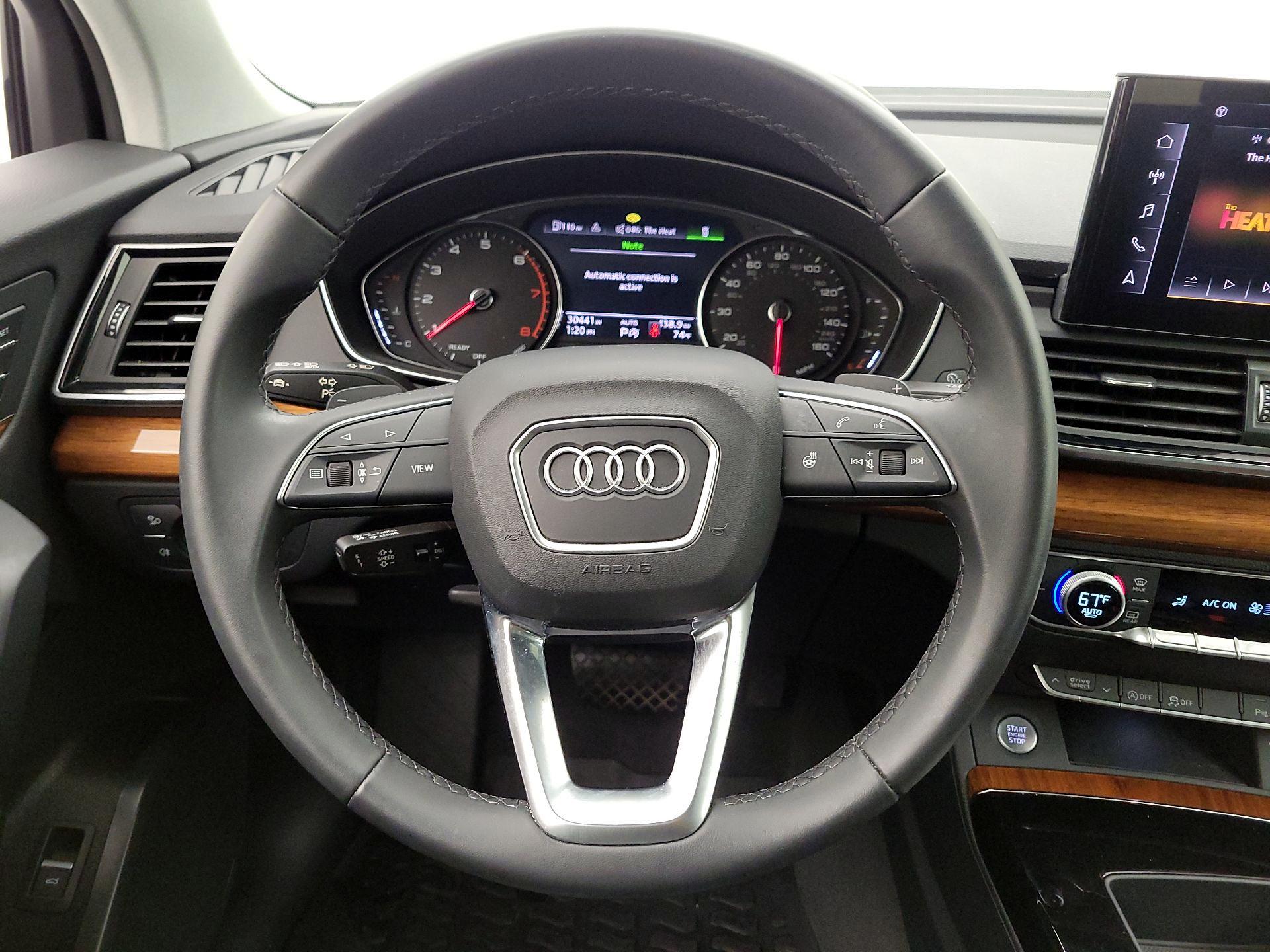 Thumbnail: 2023 Audi Q5 - 10