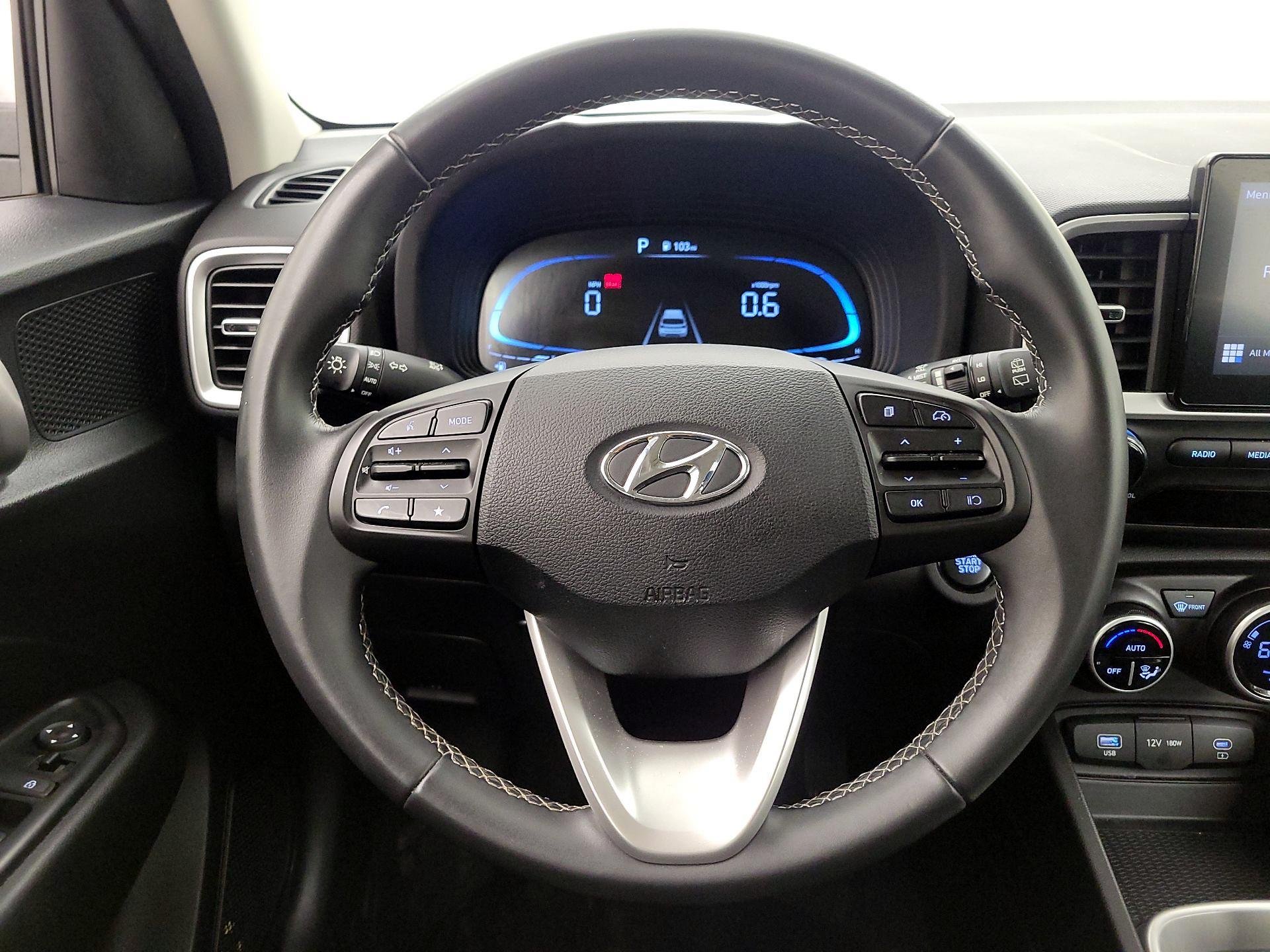 Thumbnail: 2025 Hyundai Venue - 10