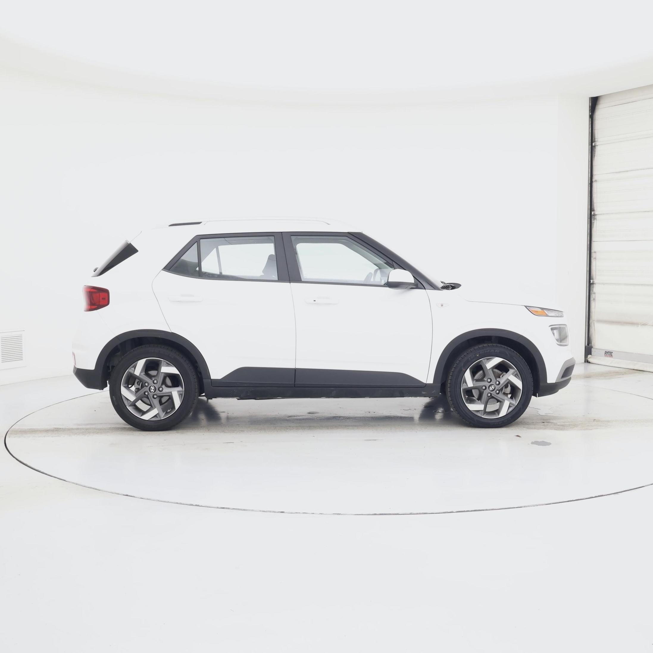 Thumbnail: 2025 Hyundai Venue - 7