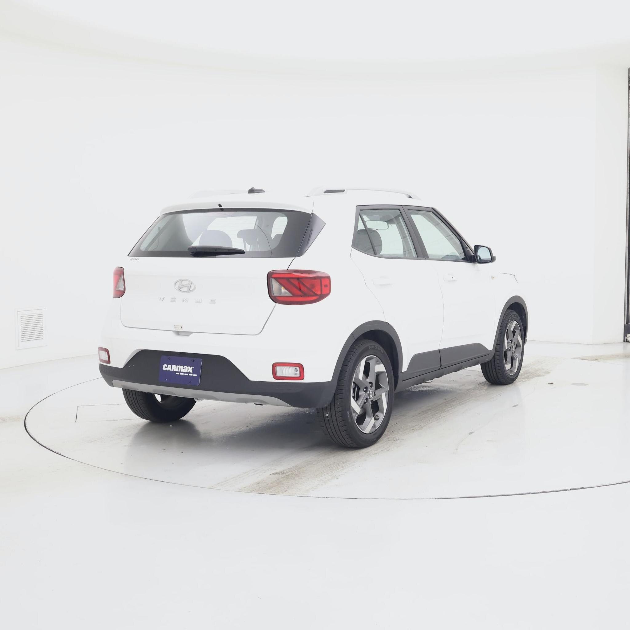 Thumbnail: 2025 Hyundai Venue - 8