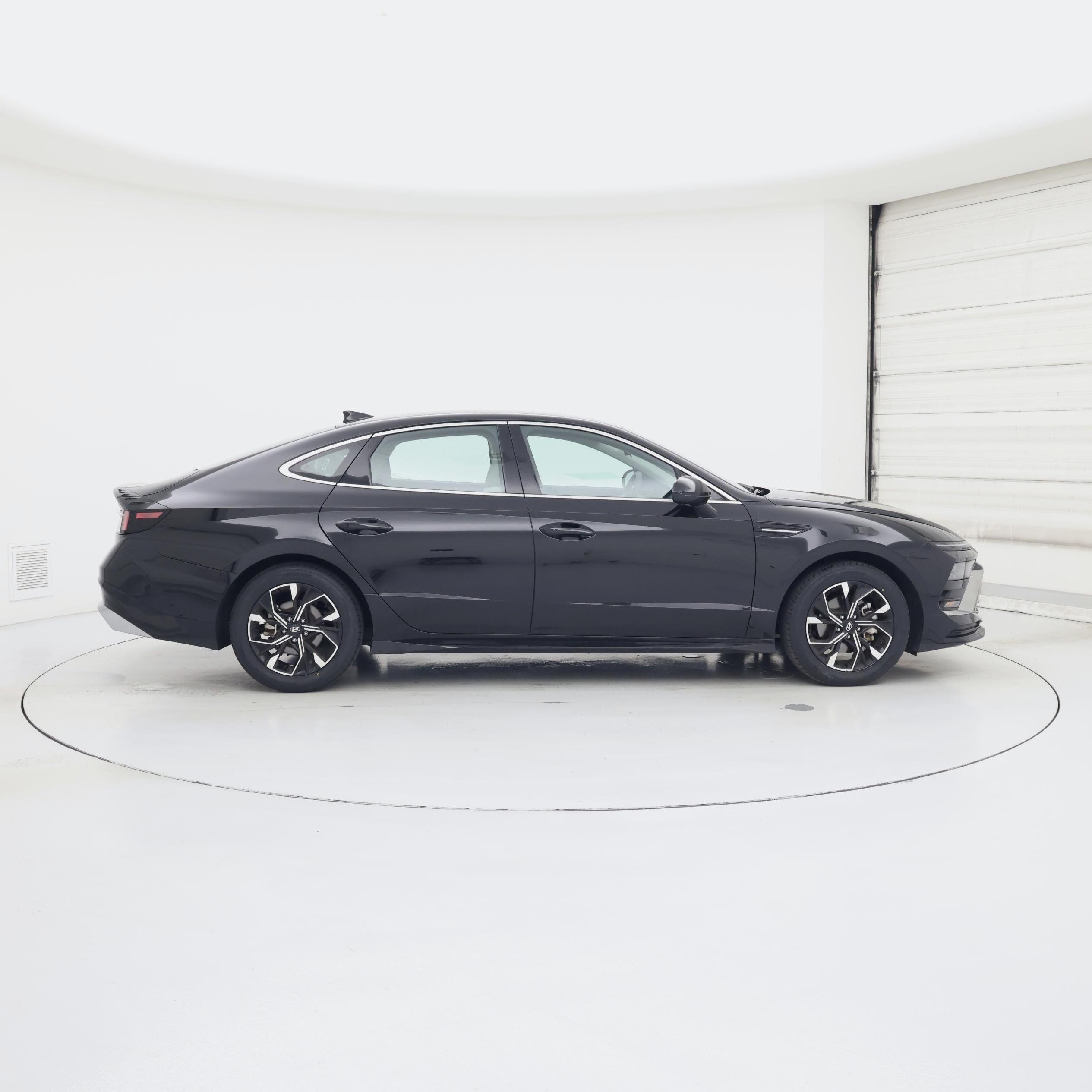 Thumbnail: 2025 Hyundai Sonata - 7