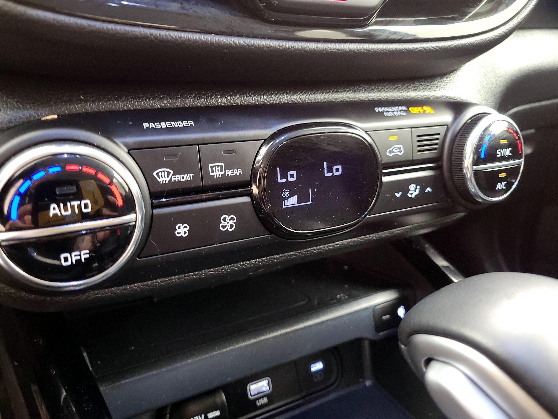 Thumbnail: 2025 Kia Soul - 16