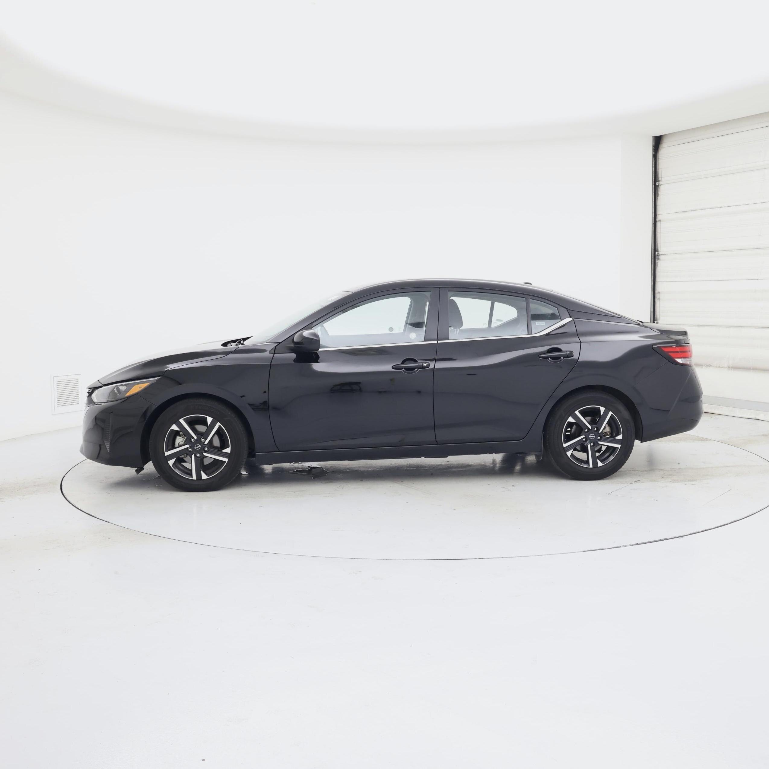 Thumbnail: 2025 Nissan Sentra - 3
