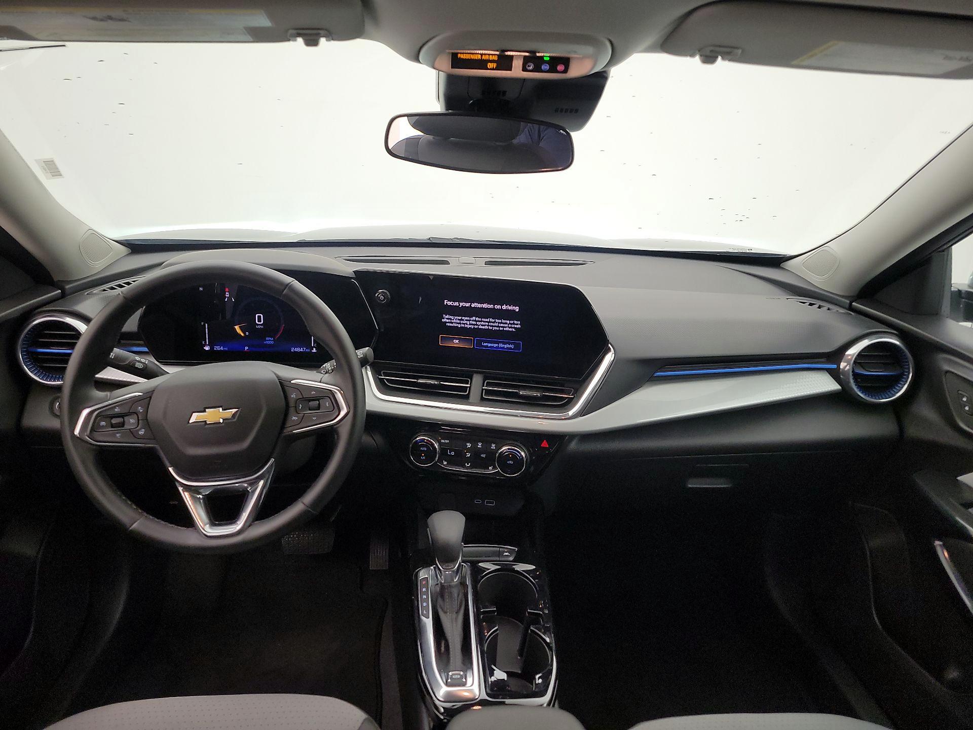 Thumbnail: 2025 Chevrolet Trax - 9