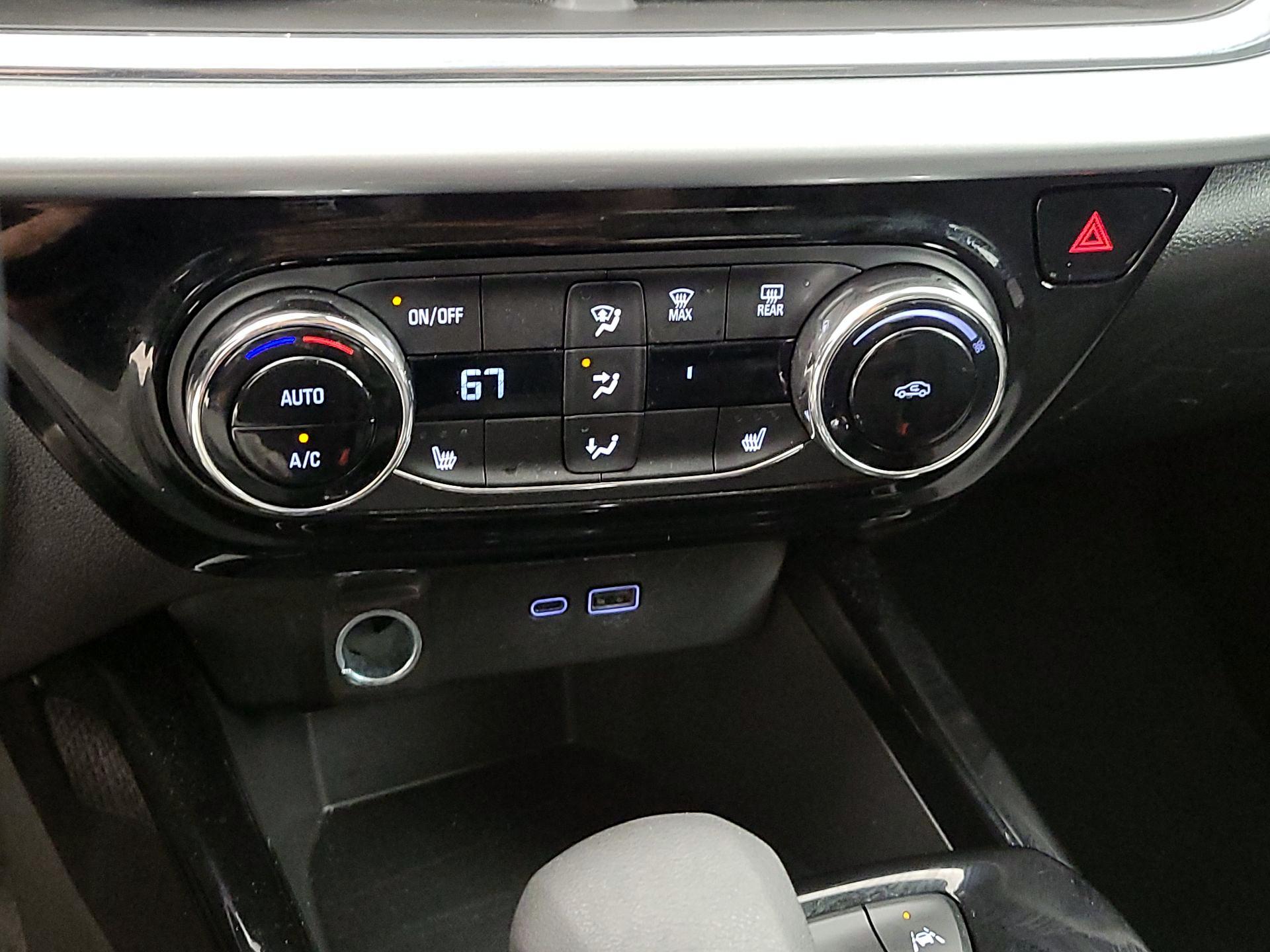 Thumbnail: 2025 Chevrolet Trax - 16