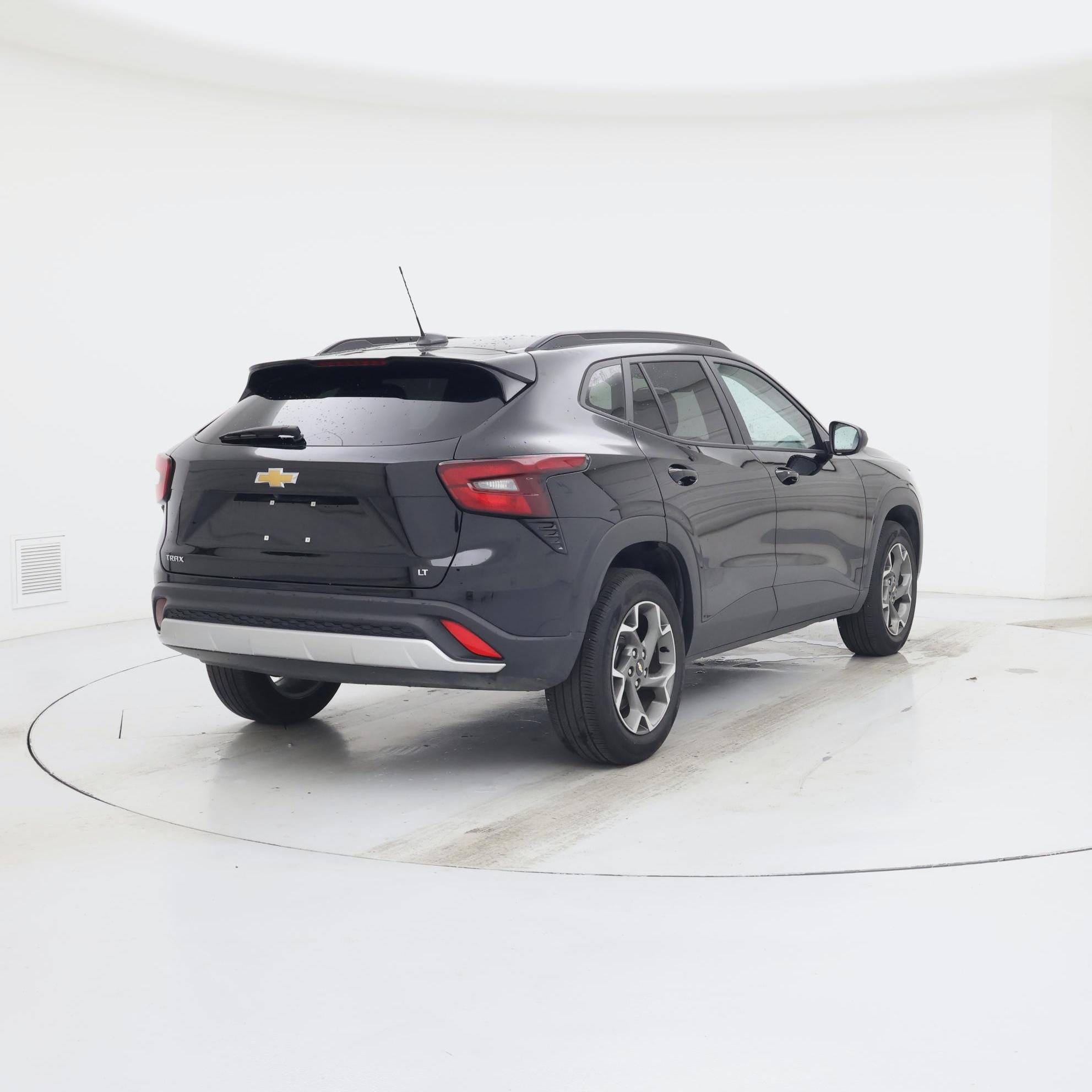Thumbnail: 2025 Chevrolet Trax - 8