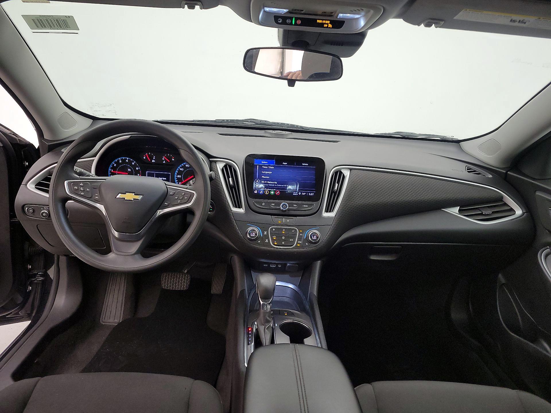 Thumbnail: 2024 Chevrolet Malibu - 9