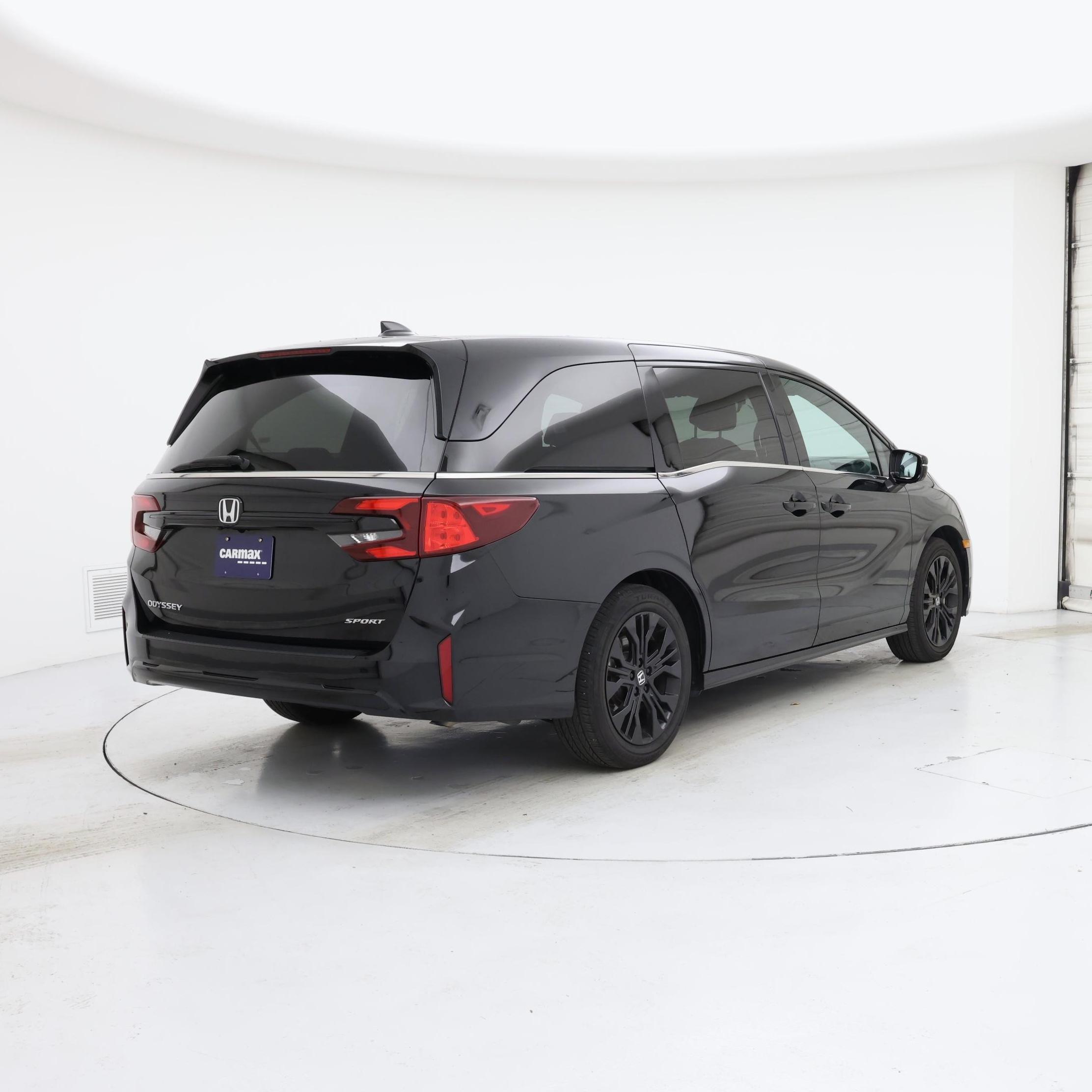 Thumbnail: 2025 Honda Odyssey - 8