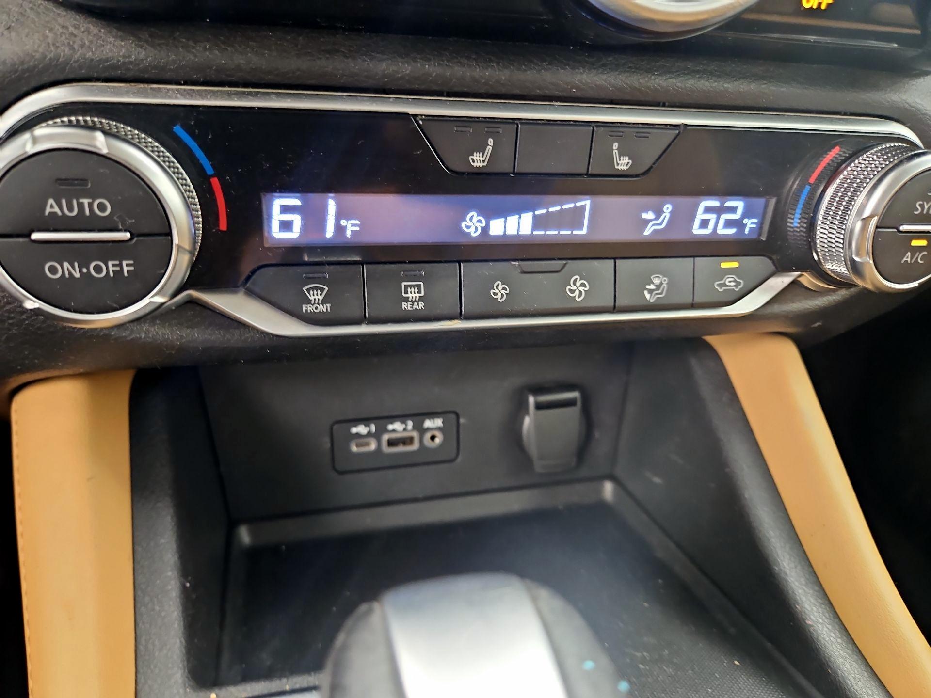 Thumbnail: 2021 Nissan Sentra - 16
