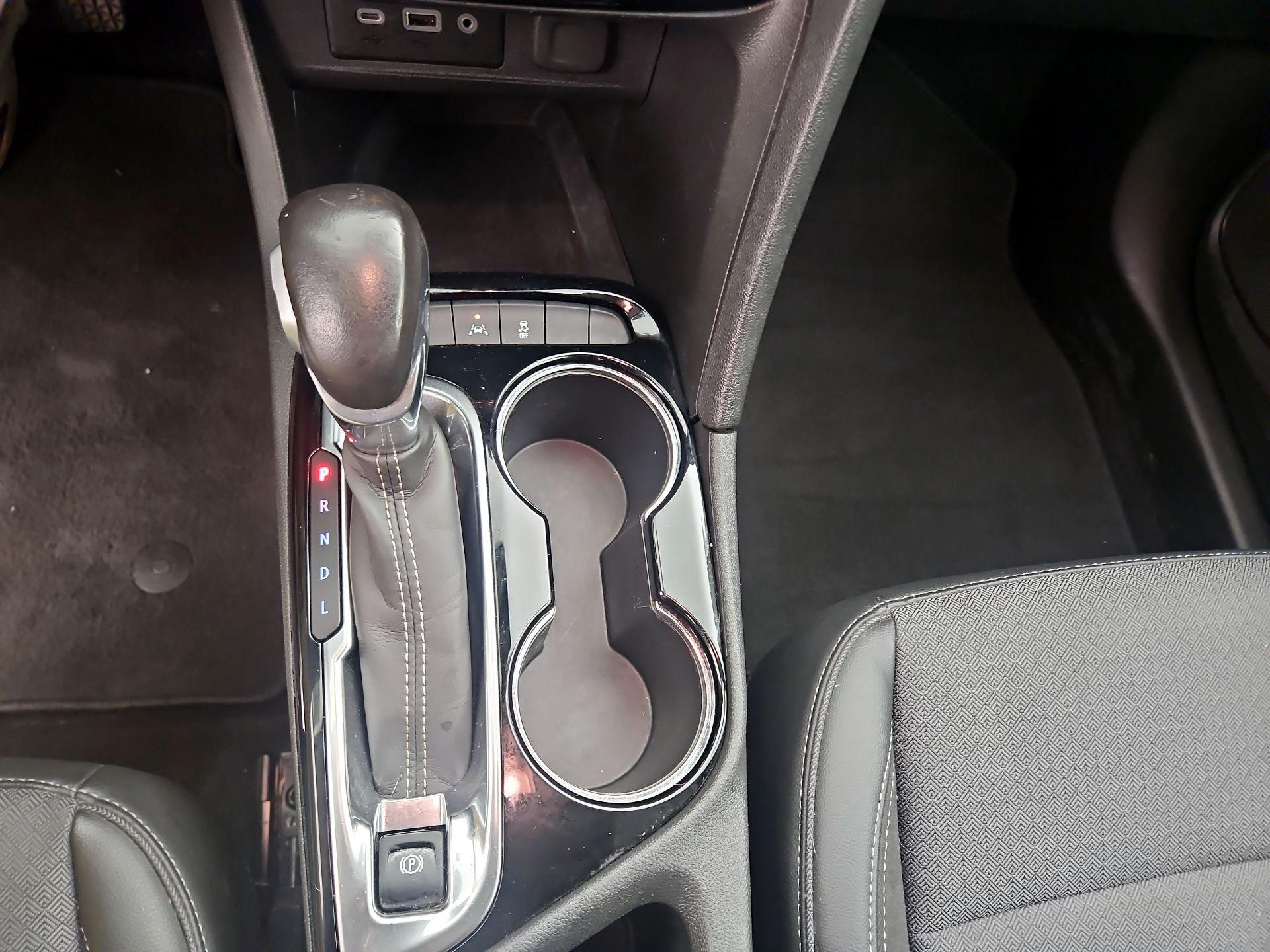Thumbnail: 2022 Buick Encore GX - 15