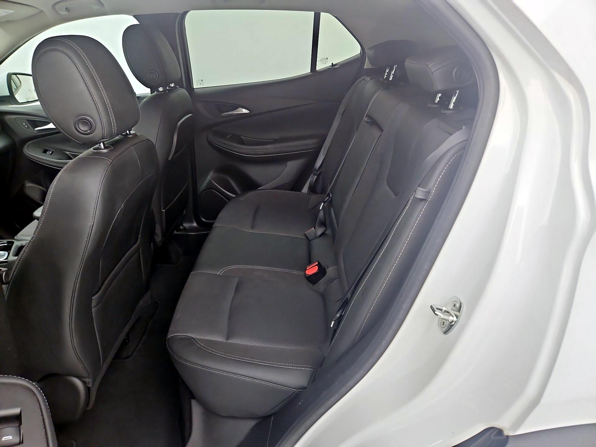 Thumbnail: 2022 Buick Encore GX - 17