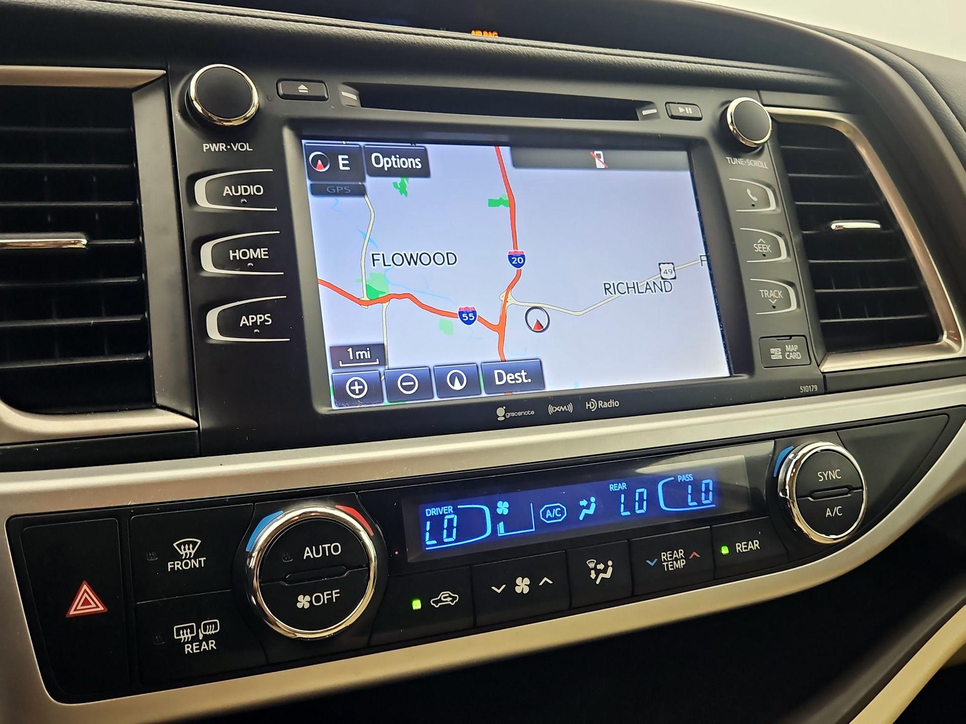 Thumbnail: 2018 Toyota Highlander - 14