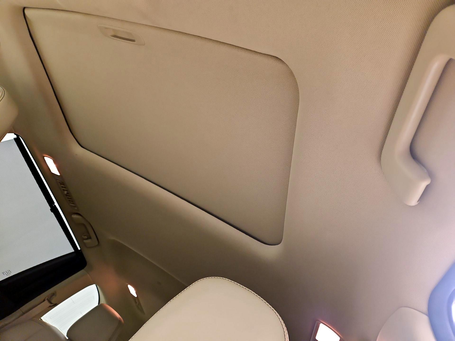 Thumbnail: 2018 Toyota Highlander - 20