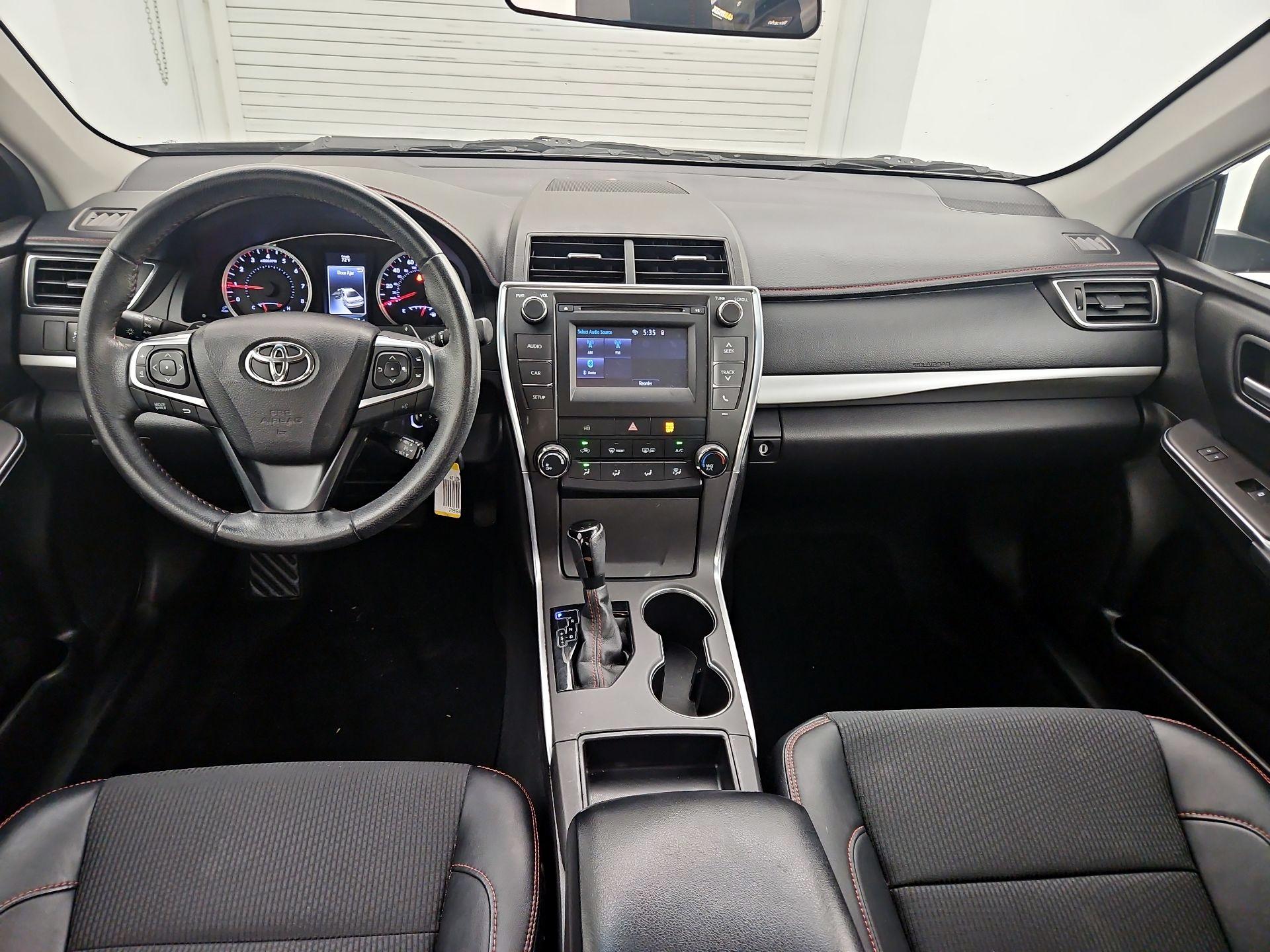 Thumbnail: 2016 Toyota Camry - 9