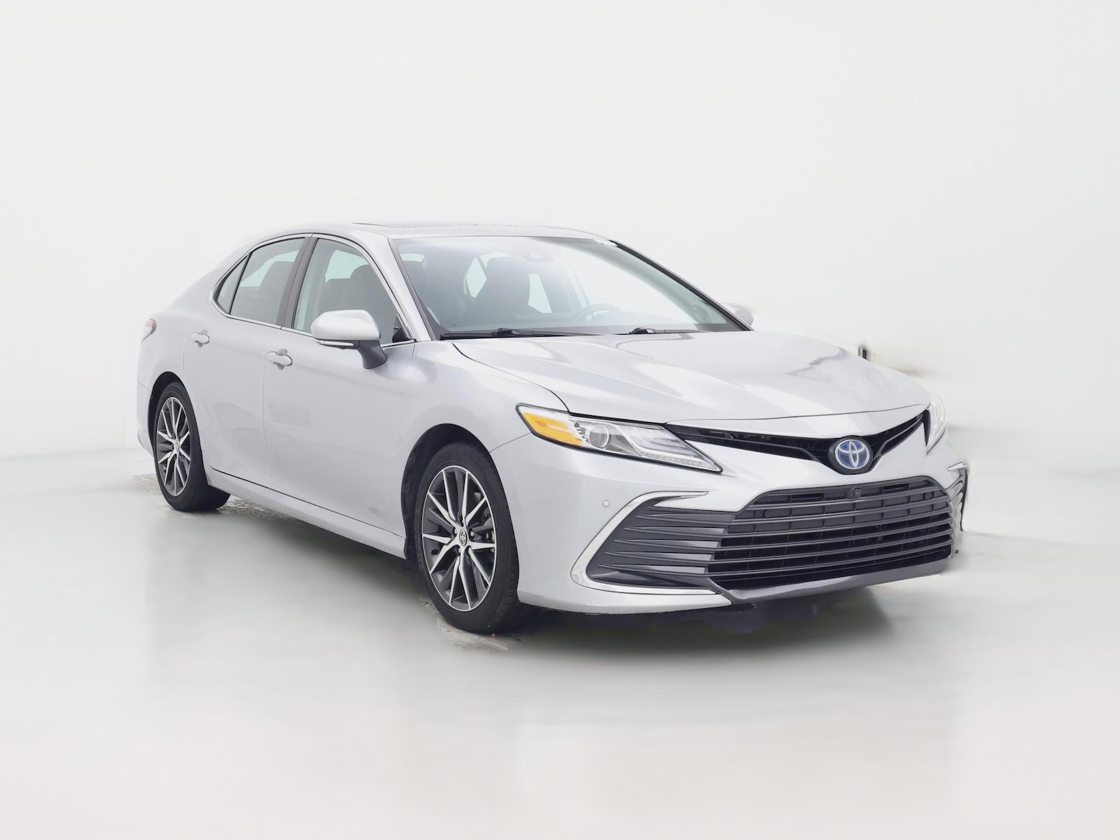2023 Toyota Camry XLE - Photo 1