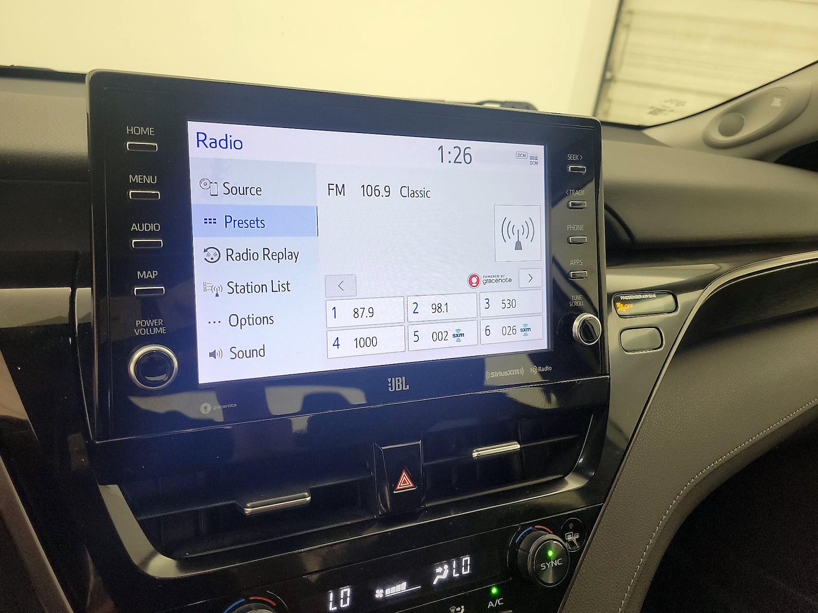 2023 Toyota Camry XLE - Photo 14