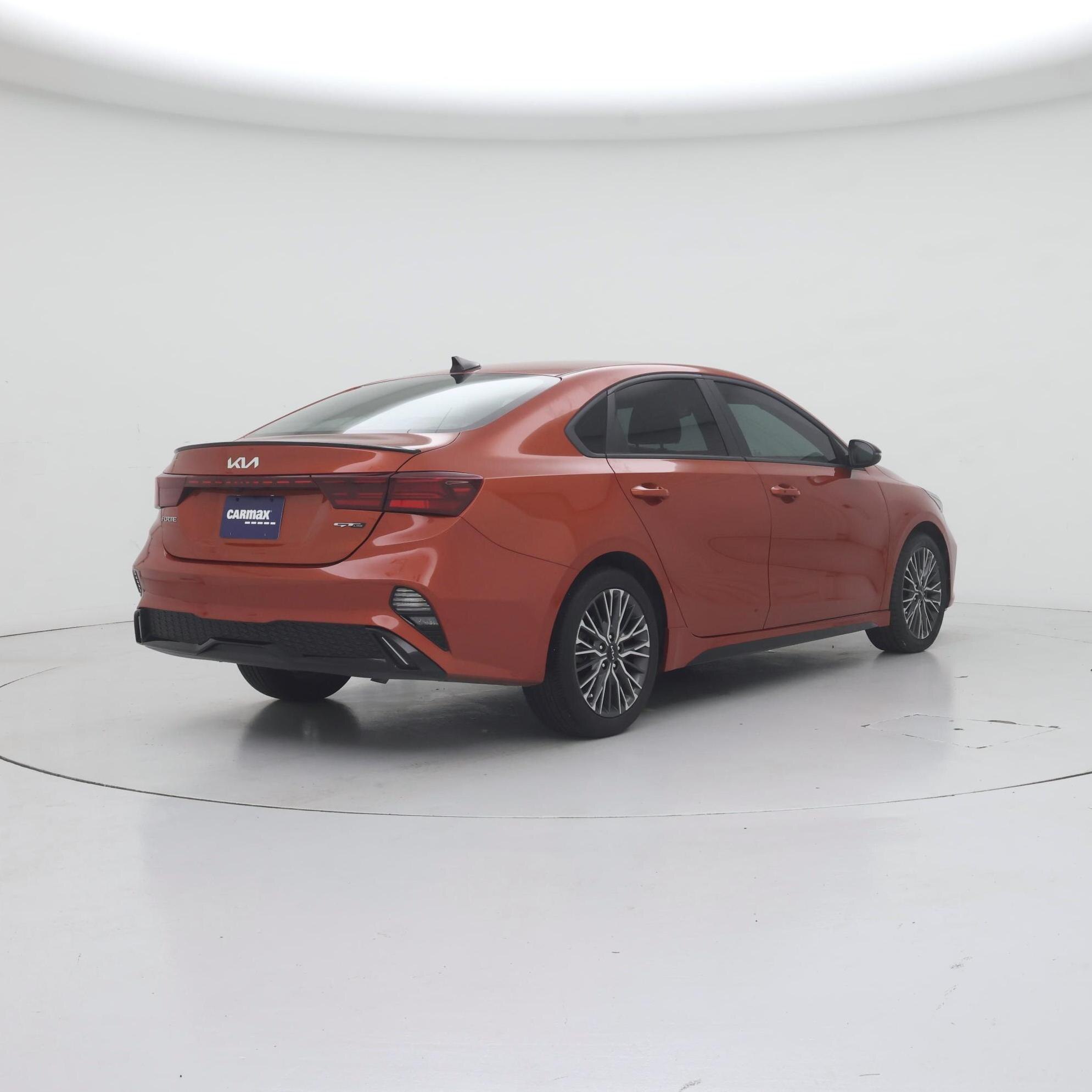 Thumbnail: 2023 Kia Forte - 8