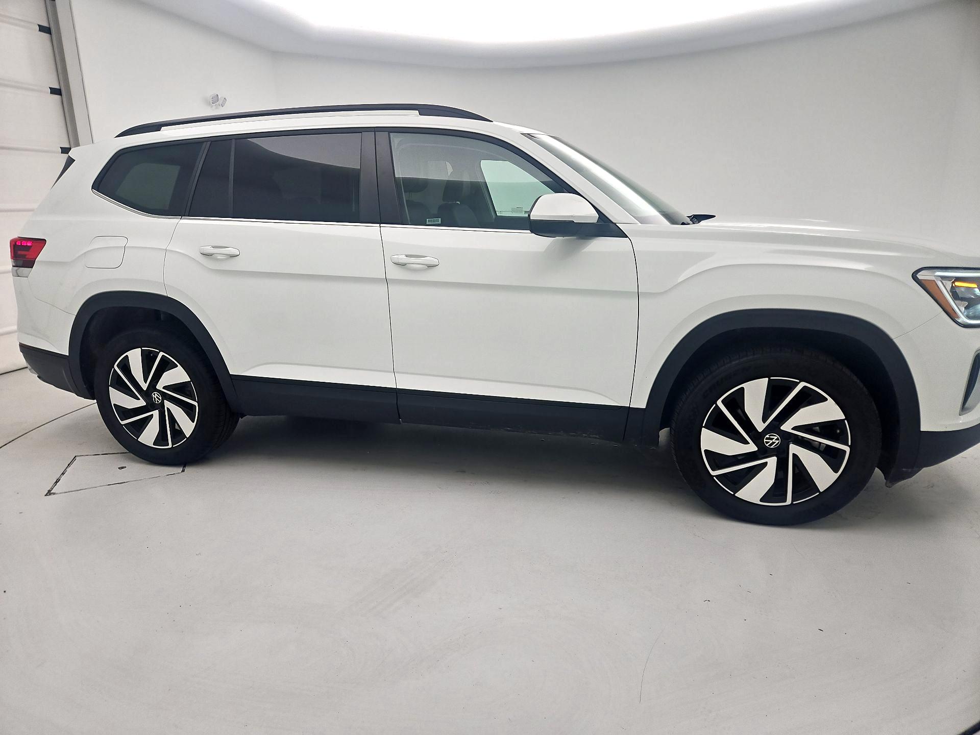 Thumbnail: 2025 Volkswagen Atlas - 4