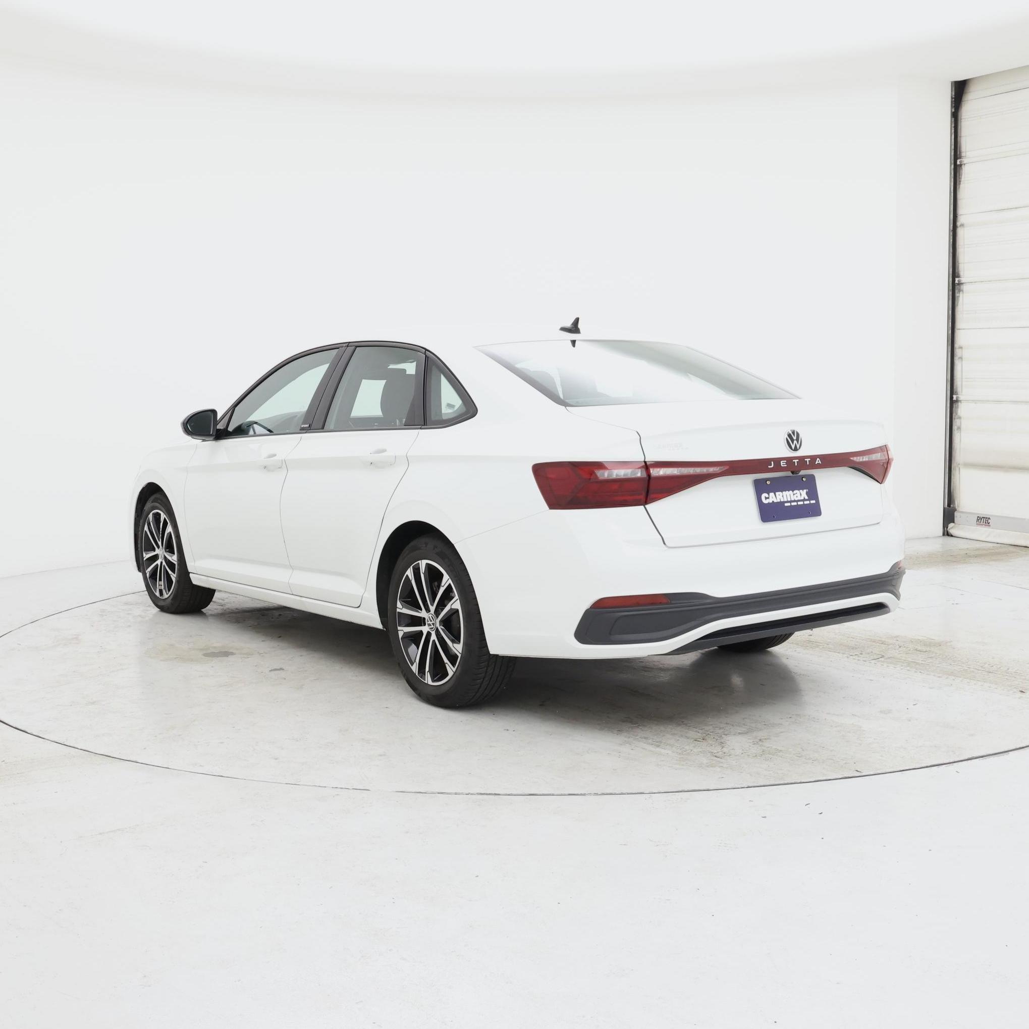 Thumbnail: 2025 Volkswagen Jetta - 2
