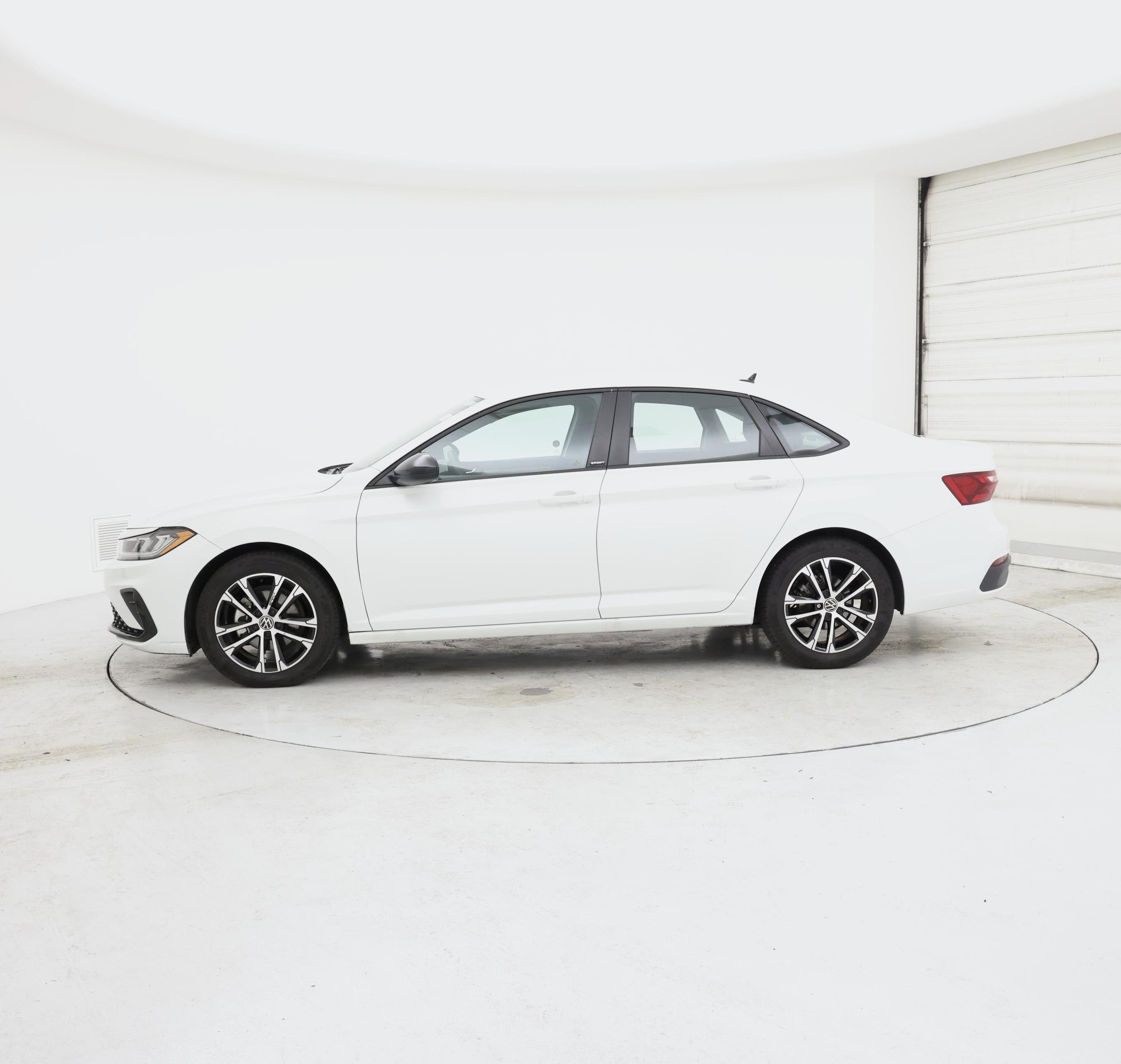 Thumbnail: 2025 Volkswagen Jetta - 3