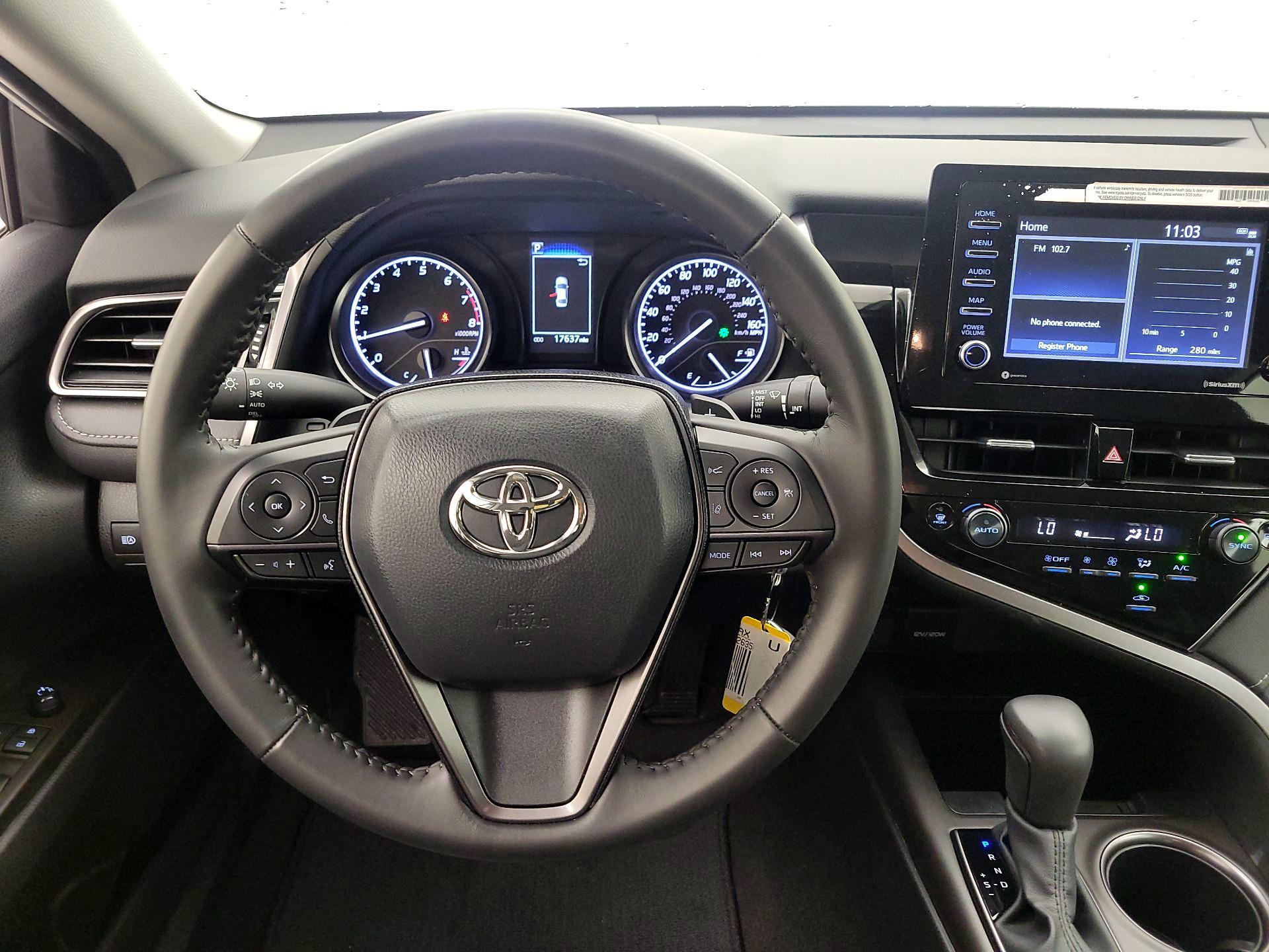 Thumbnail: 2024 Toyota Camry - 10