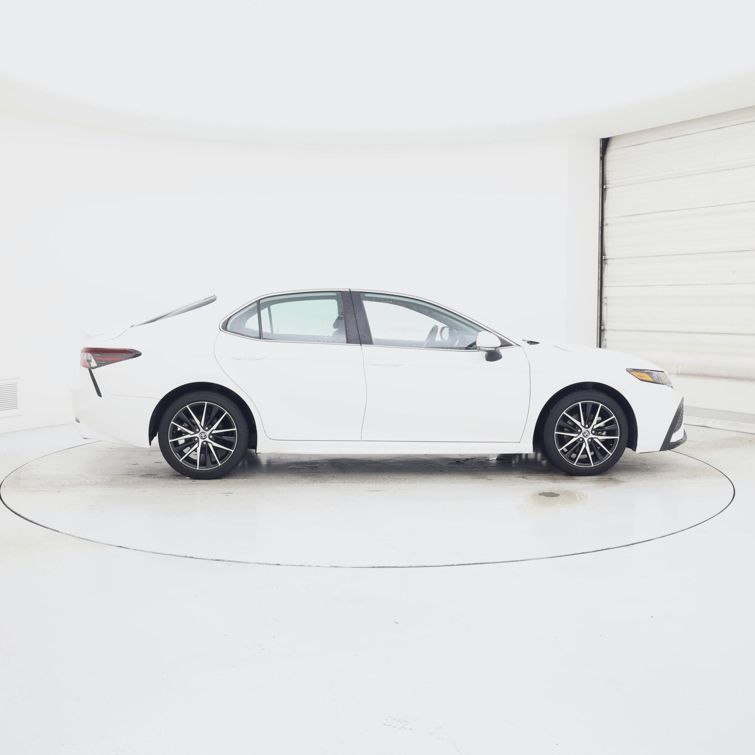 Thumbnail: 2024 Toyota Camry - 7