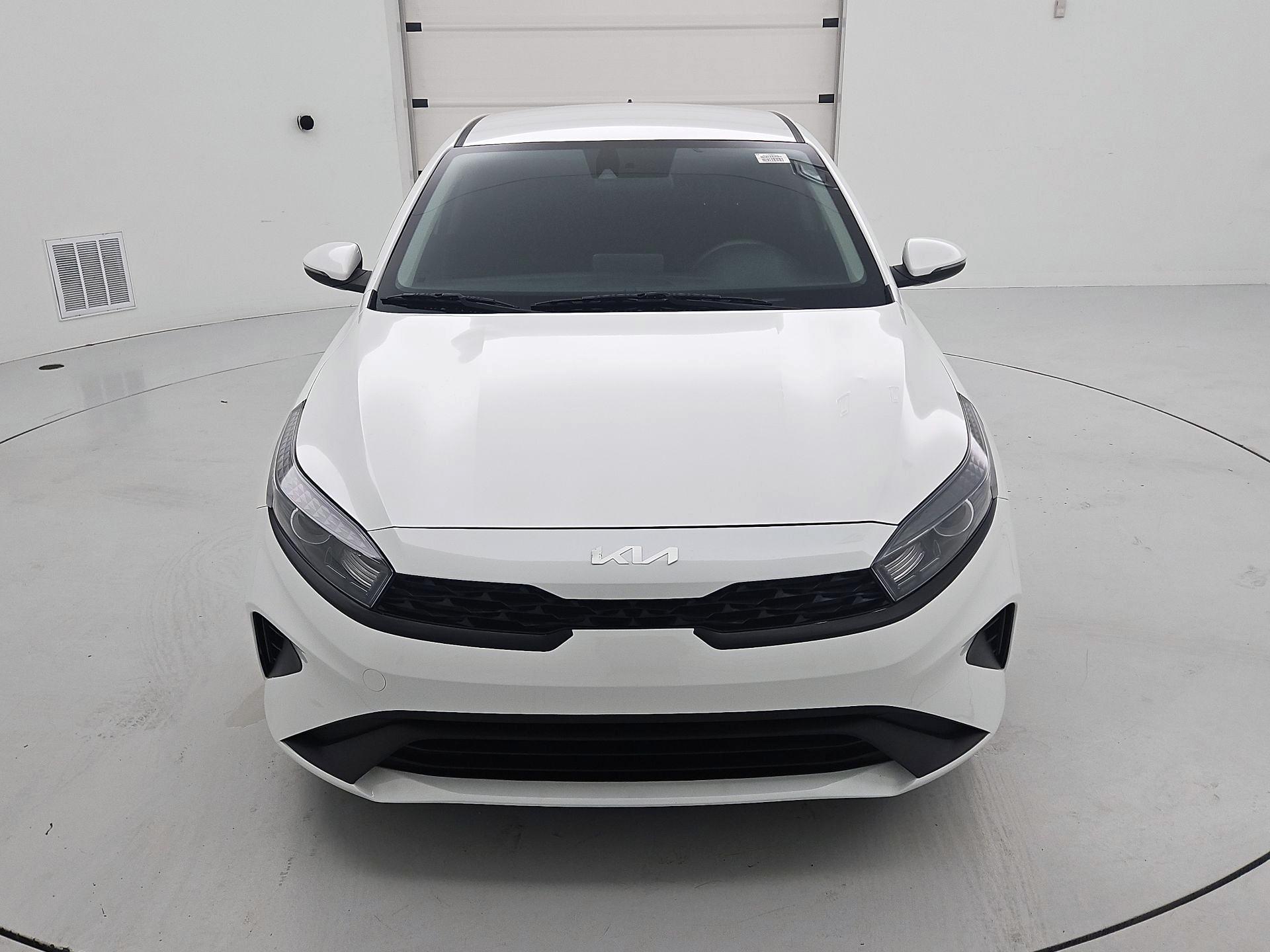 Thumbnail: 2024 Kia Forte - 2