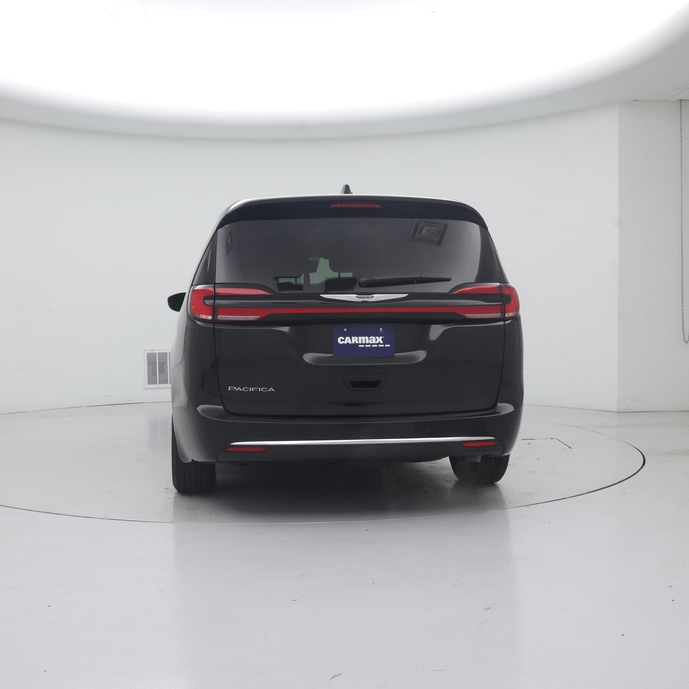 Thumbnail: 2025 Chrysler Pacifica - 6