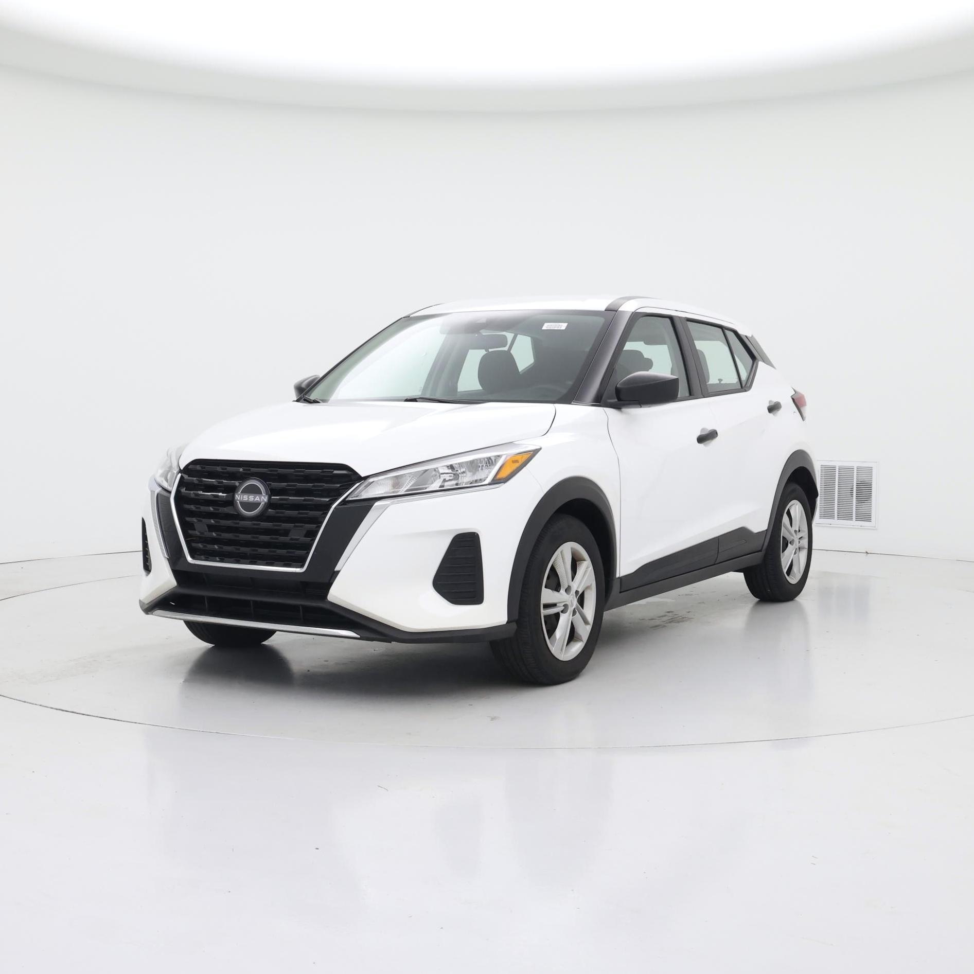 Thumbnail: 2024 Nissan Kicks - 4