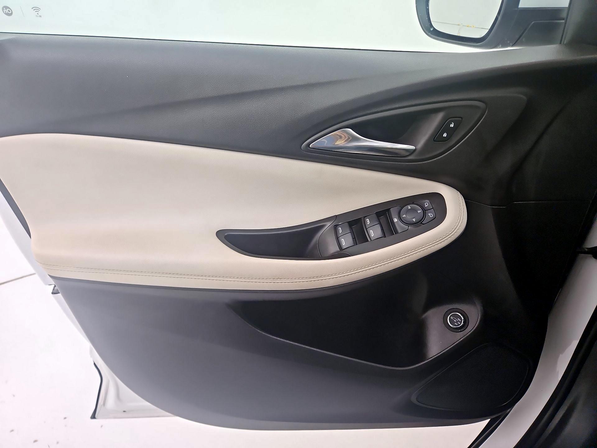 Thumbnail: 2022 Buick Encore GX - 10