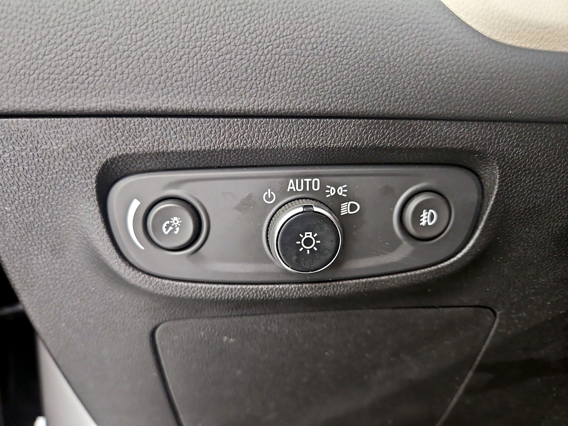 Thumbnail: 2022 Buick Encore GX - 11