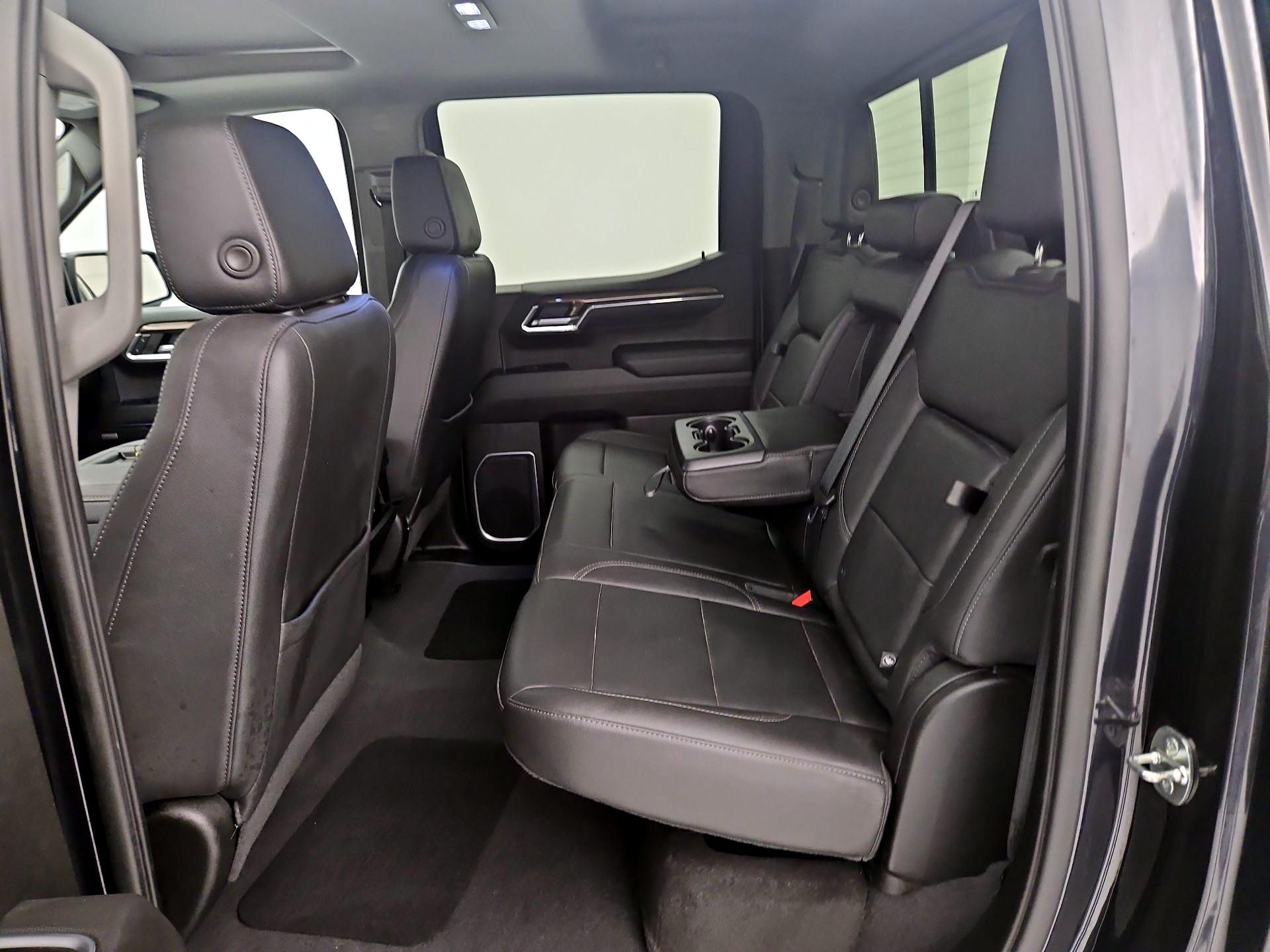 Thumbnail: 2022 Chevrolet Silverado 1500 - 17