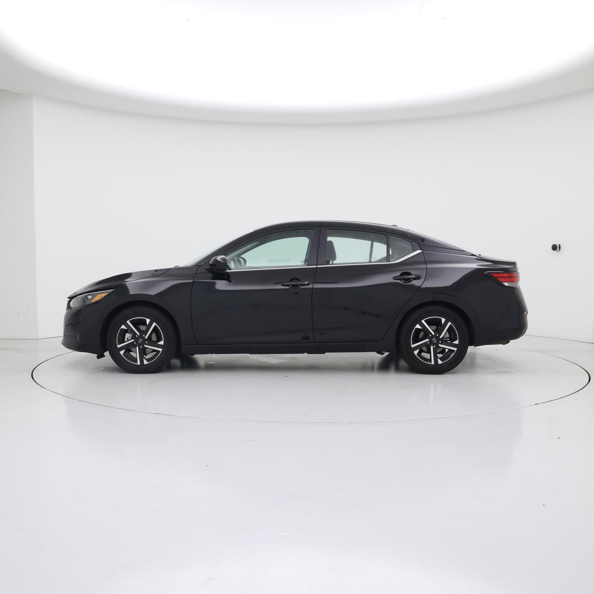Thumbnail: 2025 Nissan Sentra - 3