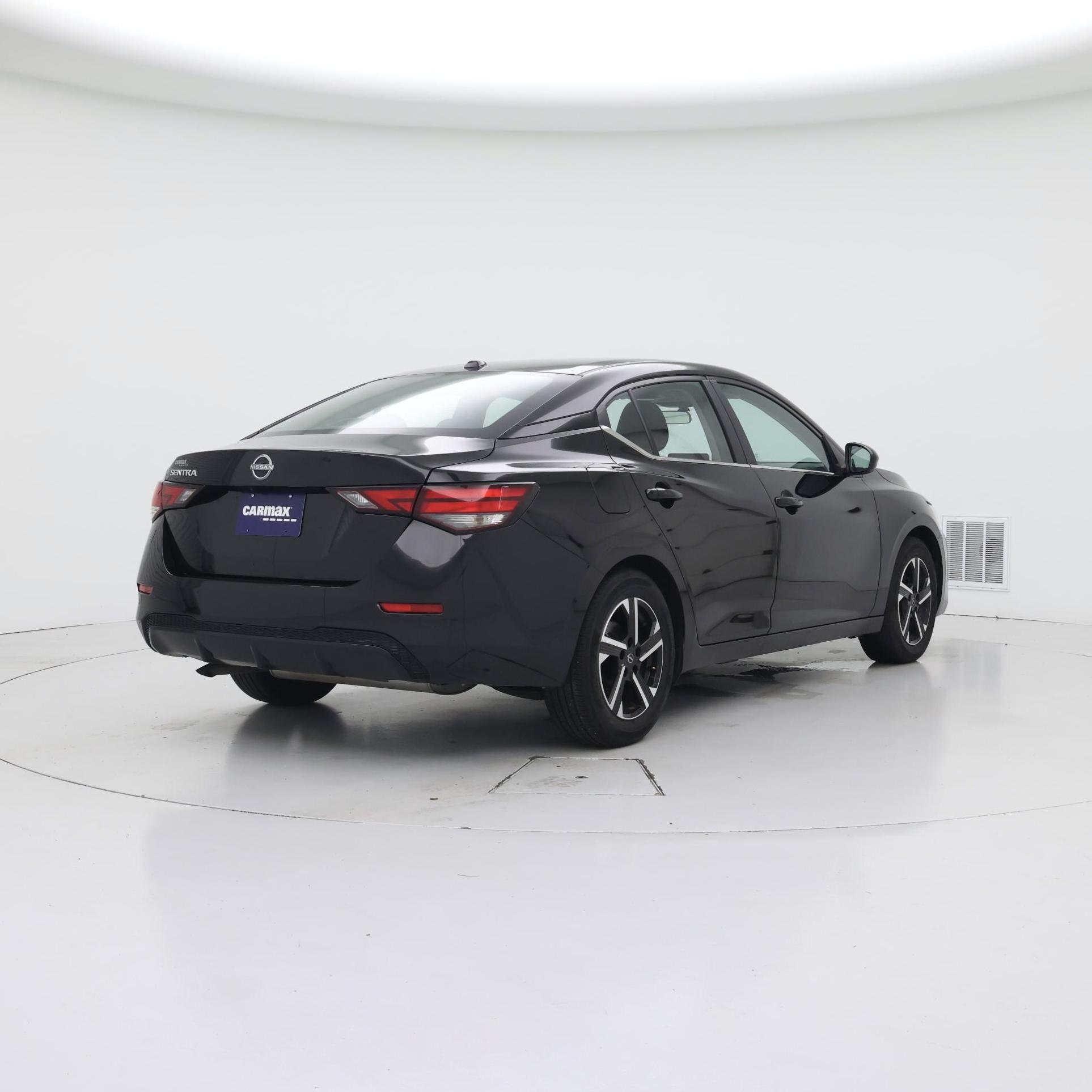 Thumbnail: 2025 Nissan Sentra - 8
