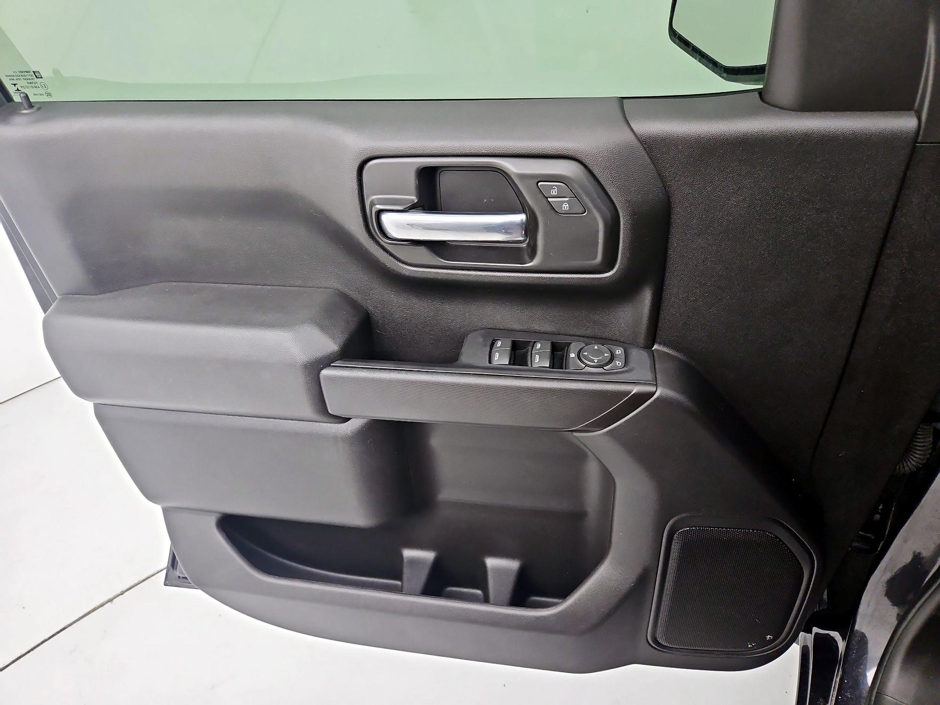 Thumbnail: 2022 Chevrolet Silverado 1500 - 12