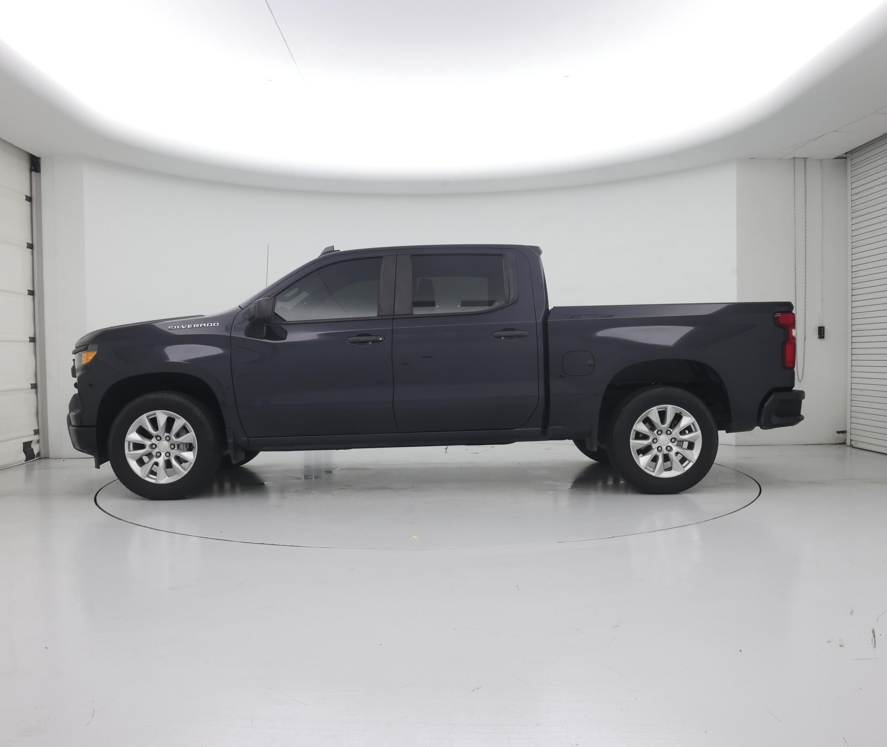 Thumbnail: 2022 Chevrolet Silverado 1500 - 3