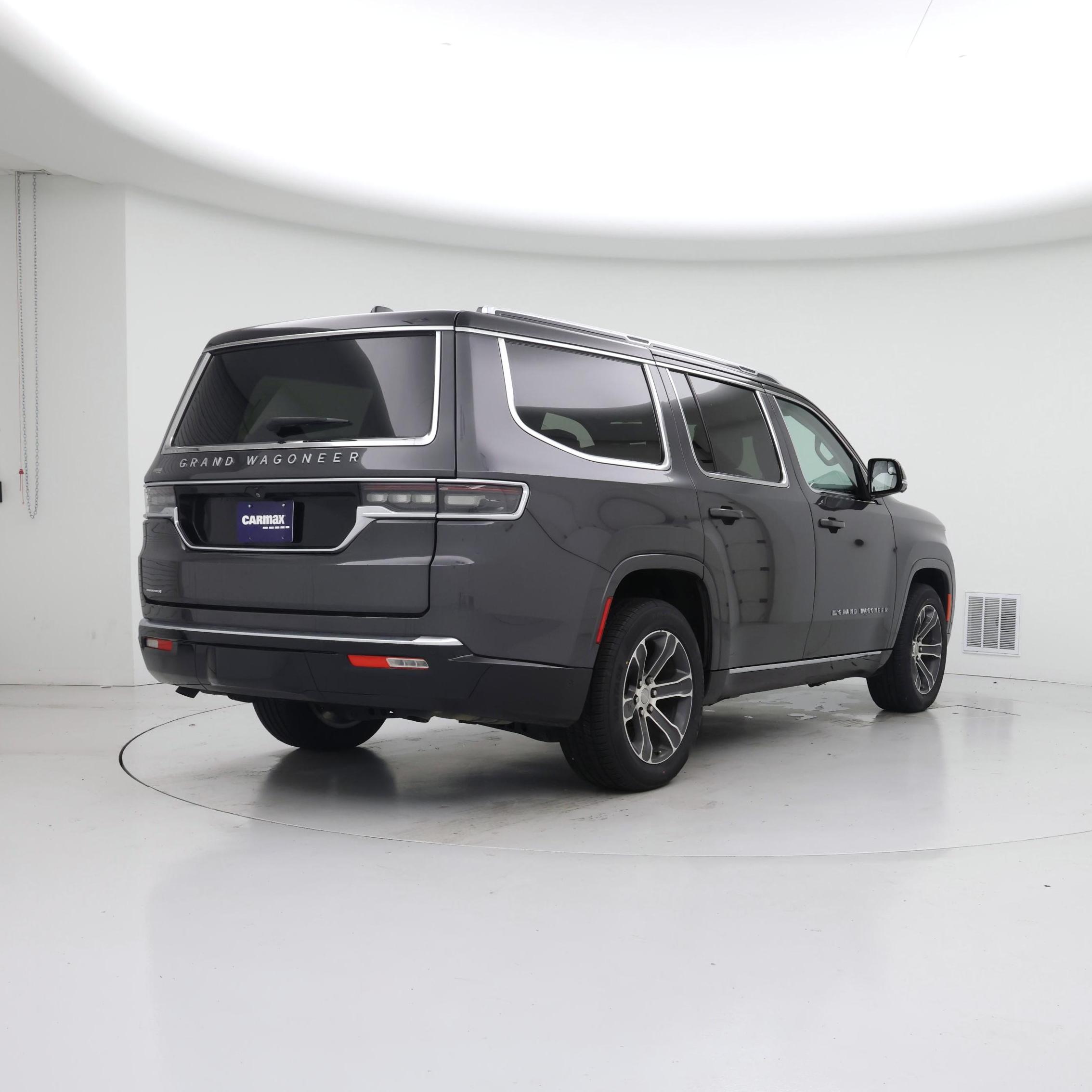 Thumbnail: 2023 Jeep Grand Wagoneer - 8