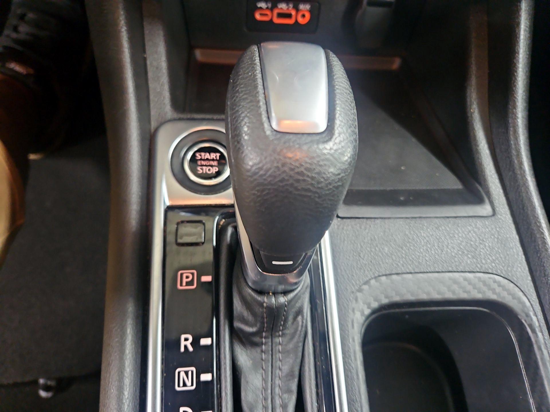 Thumbnail: 2023 Nissan Sentra - 17