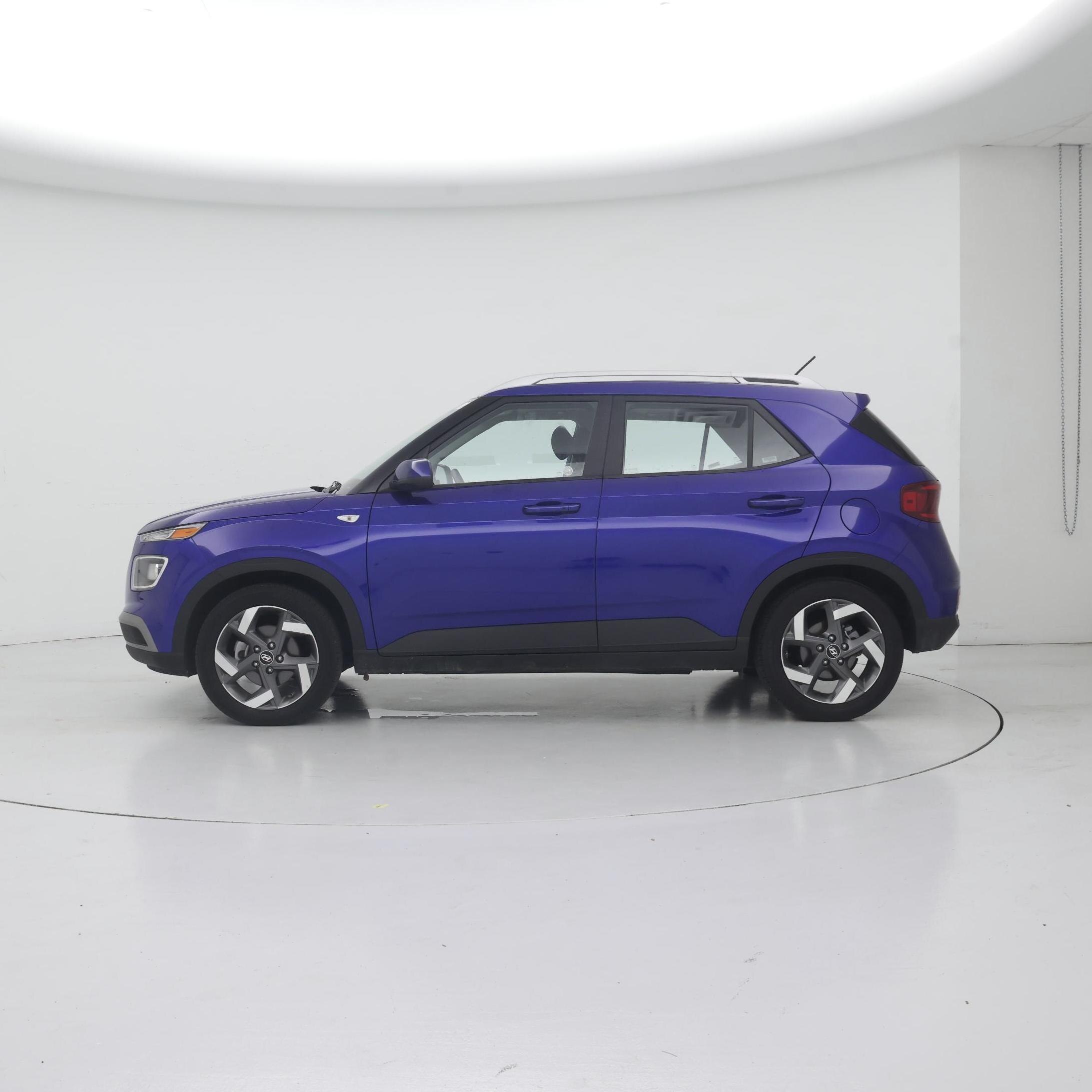 Thumbnail: 2025 Hyundai Venue - 3