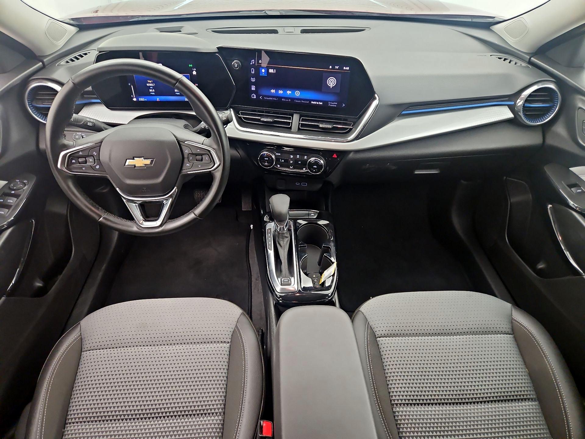 Thumbnail: 2025 Chevrolet Trax - 9