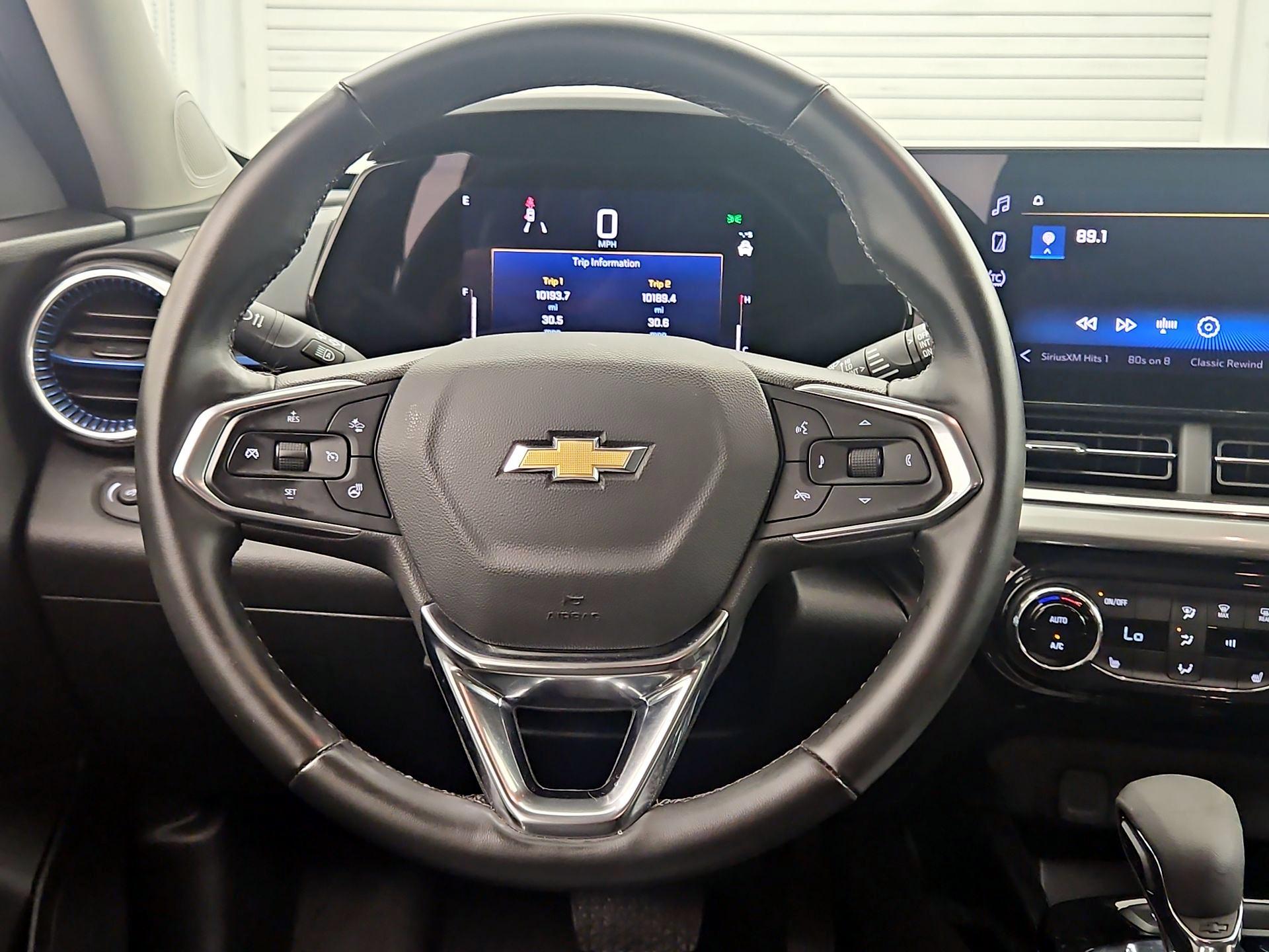 Thumbnail: 2025 Chevrolet Trax - 10