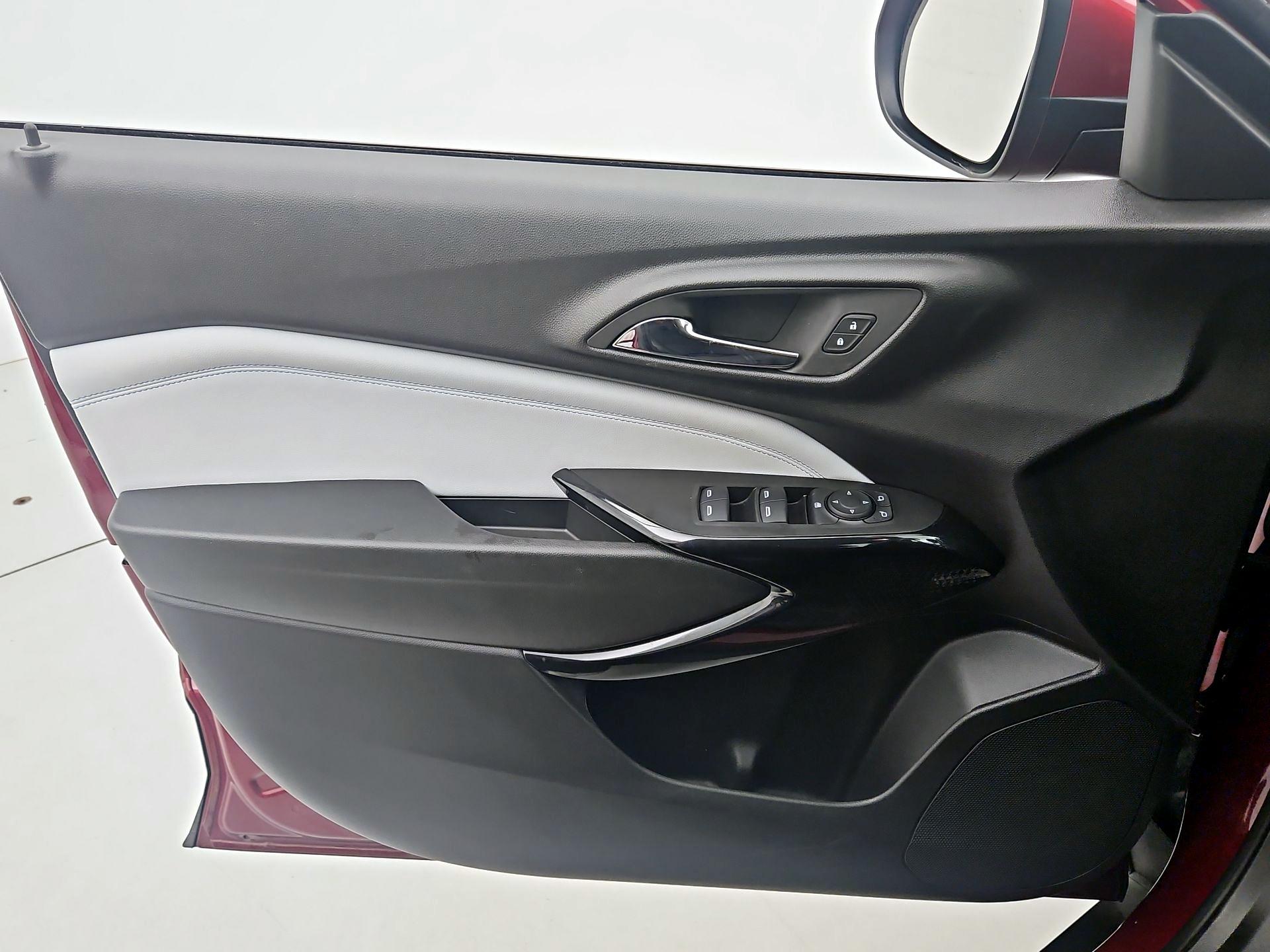 Thumbnail: 2025 Chevrolet Trax - 12