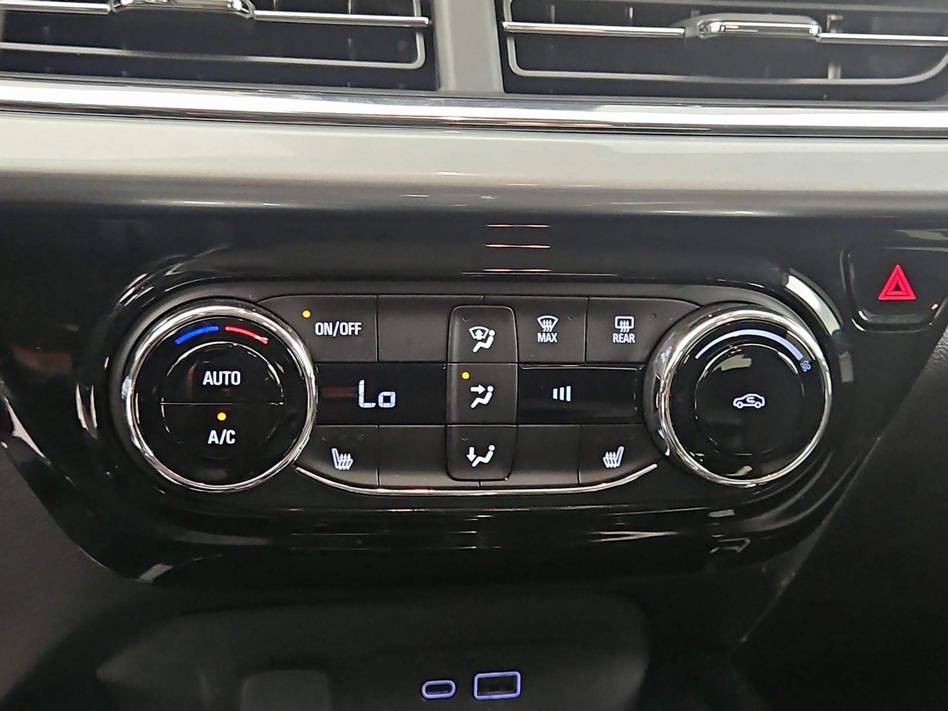 Thumbnail: 2025 Chevrolet Trax - 16